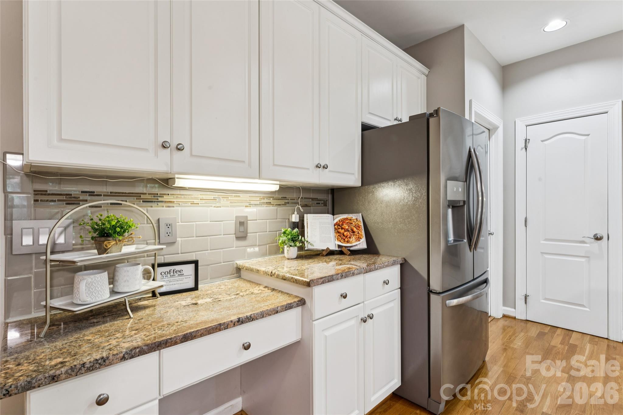 5529 Fairvista Drive — Charlotte