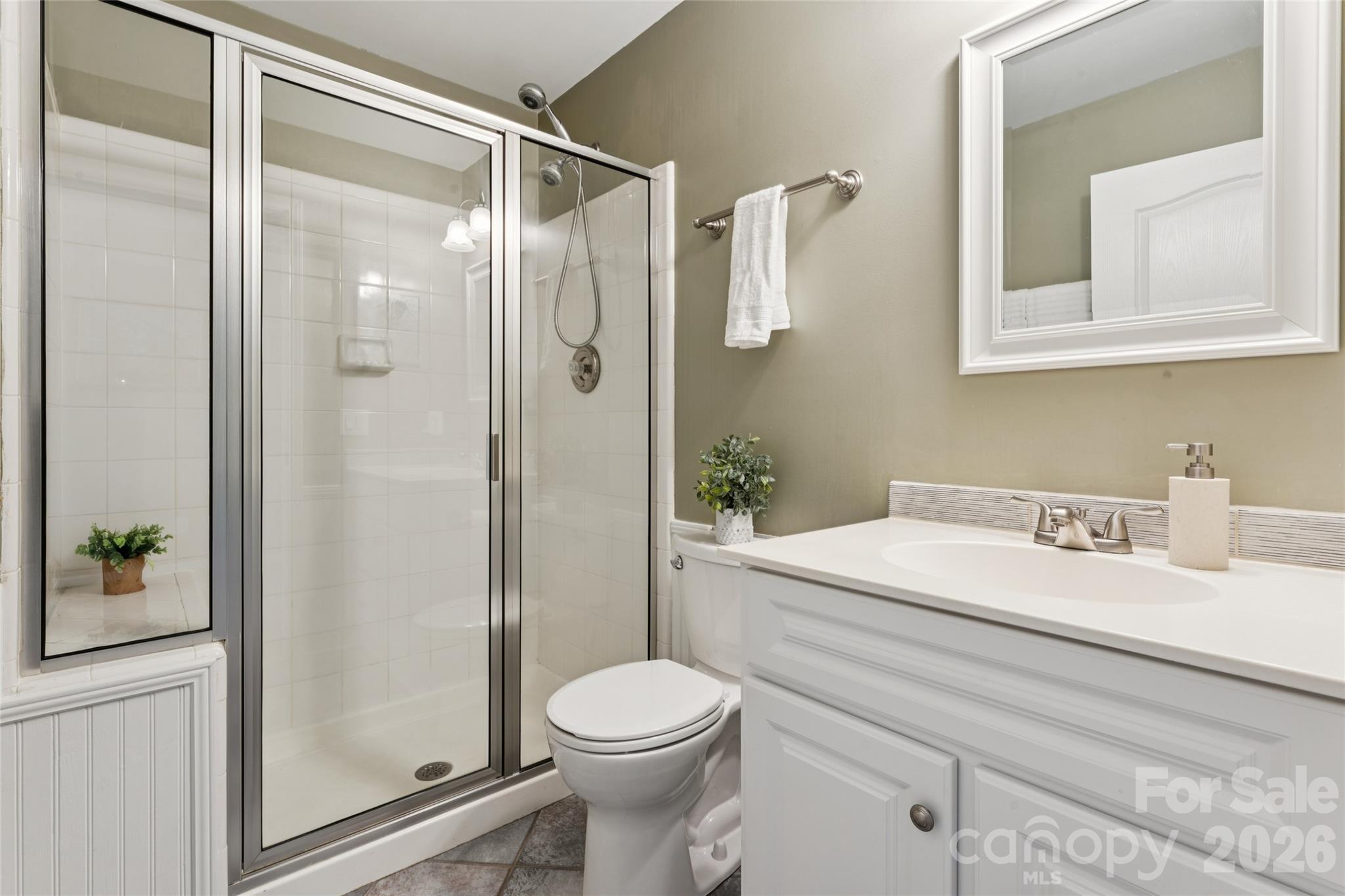 5529 Fairvista Drive — Charlotte