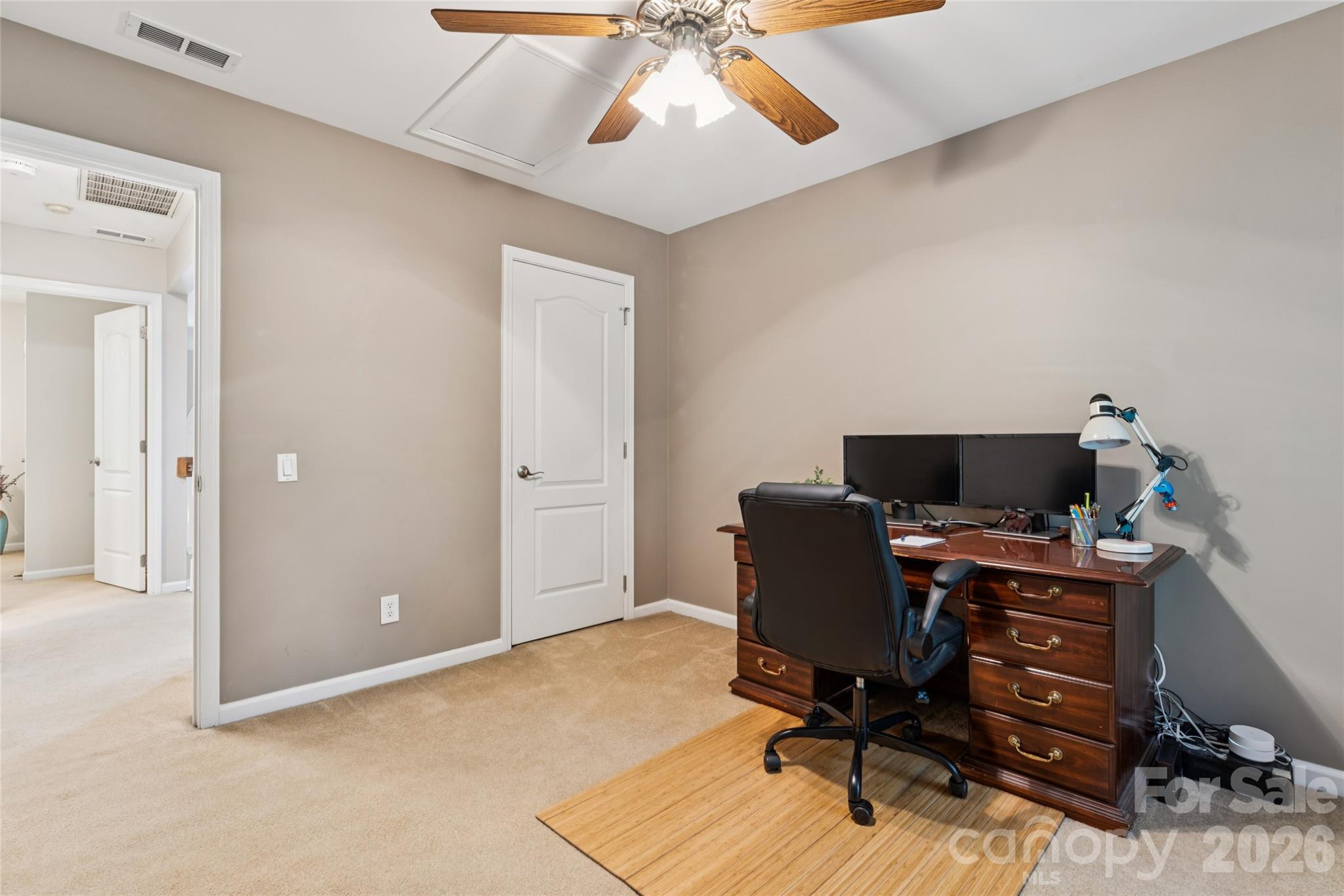 5529 Fairvista Drive — Charlotte