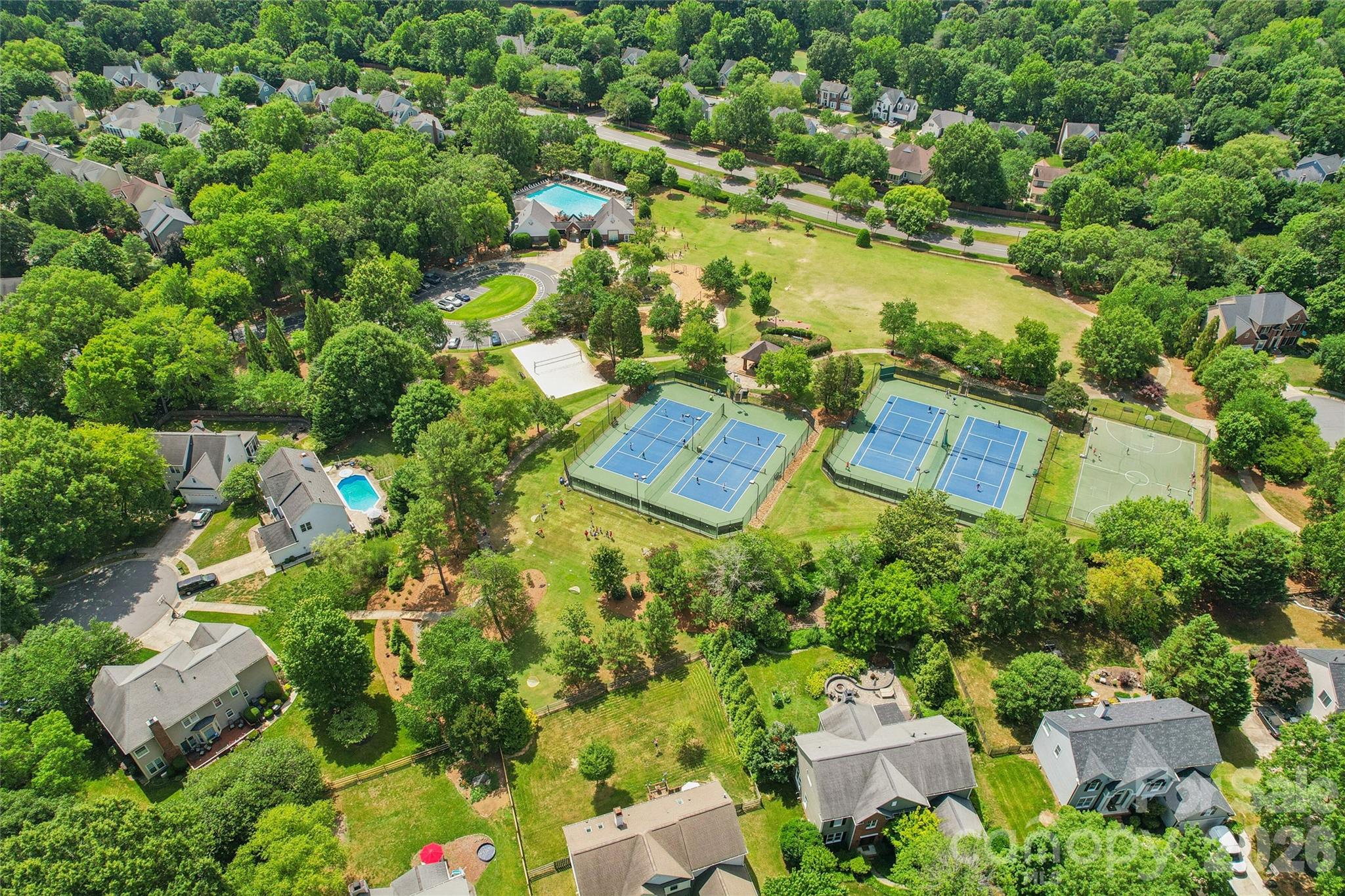 5529 Fairvista Drive — Charlotte