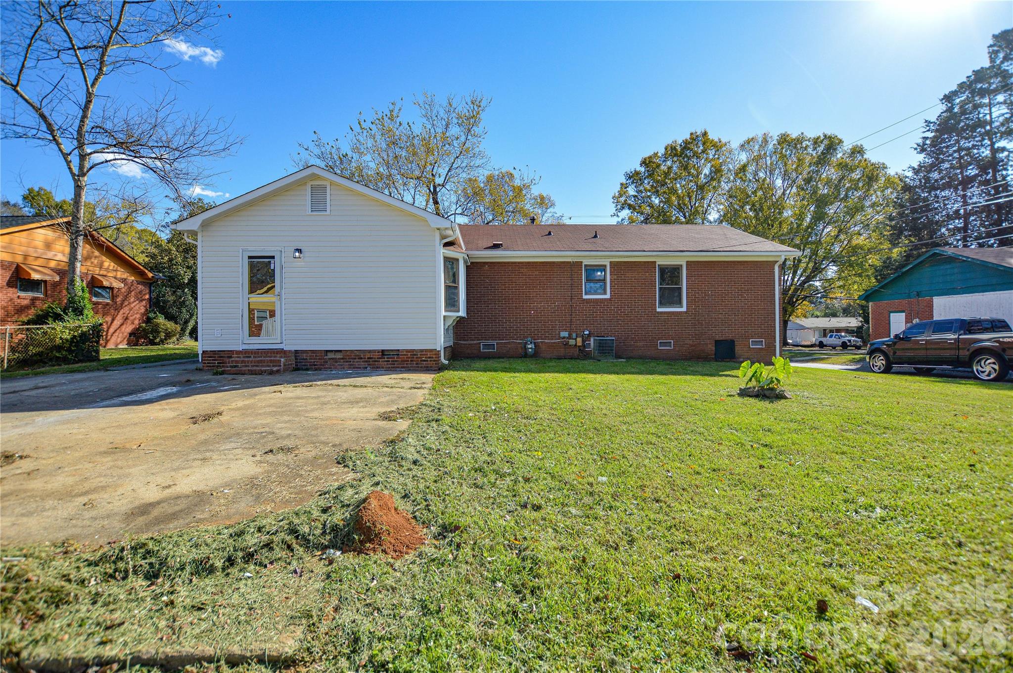 9313 Trinity Road — Charlotte