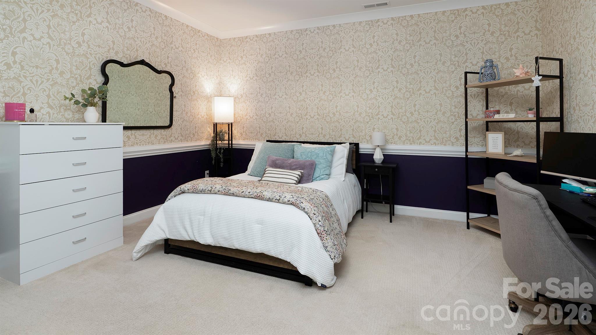 14125 Bankside Drive — Huntersville