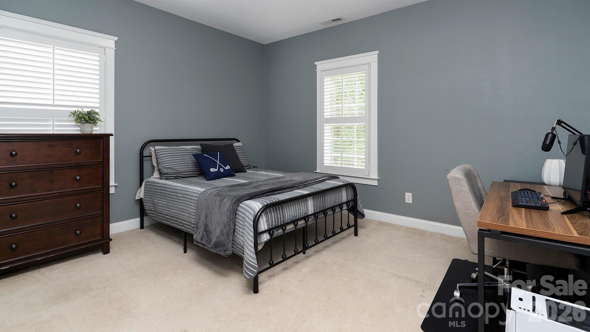 14125 Bankside Drive — Huntersville