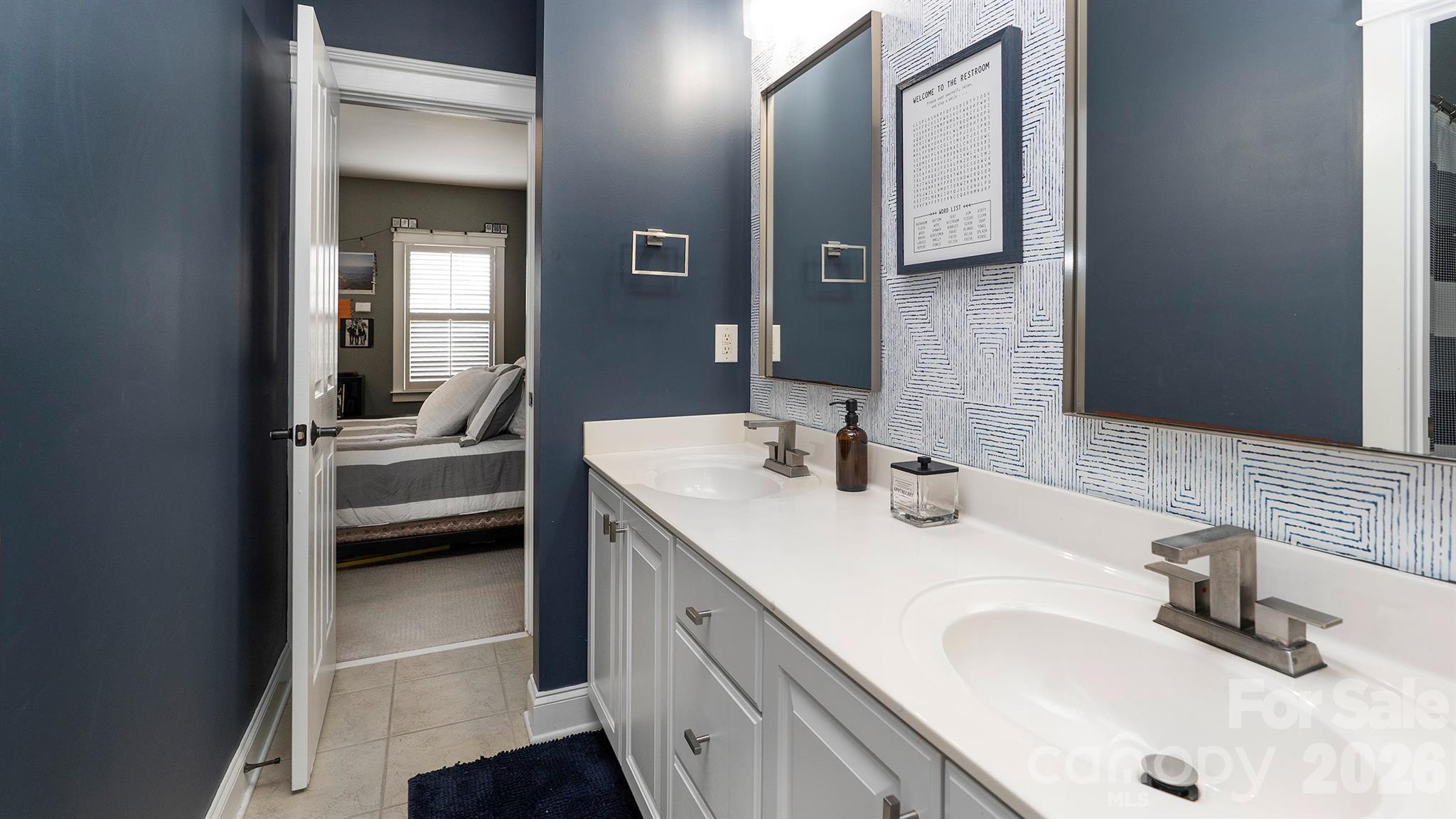 14125 Bankside Drive — Huntersville