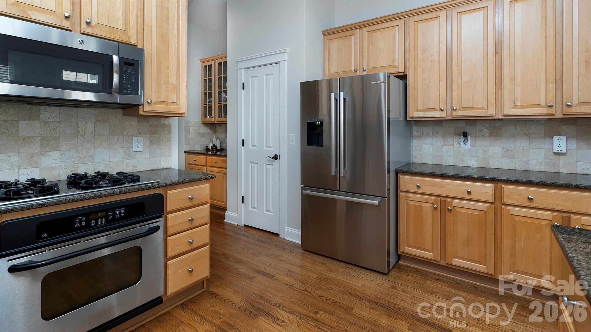 14125 Bankside Drive — Huntersville