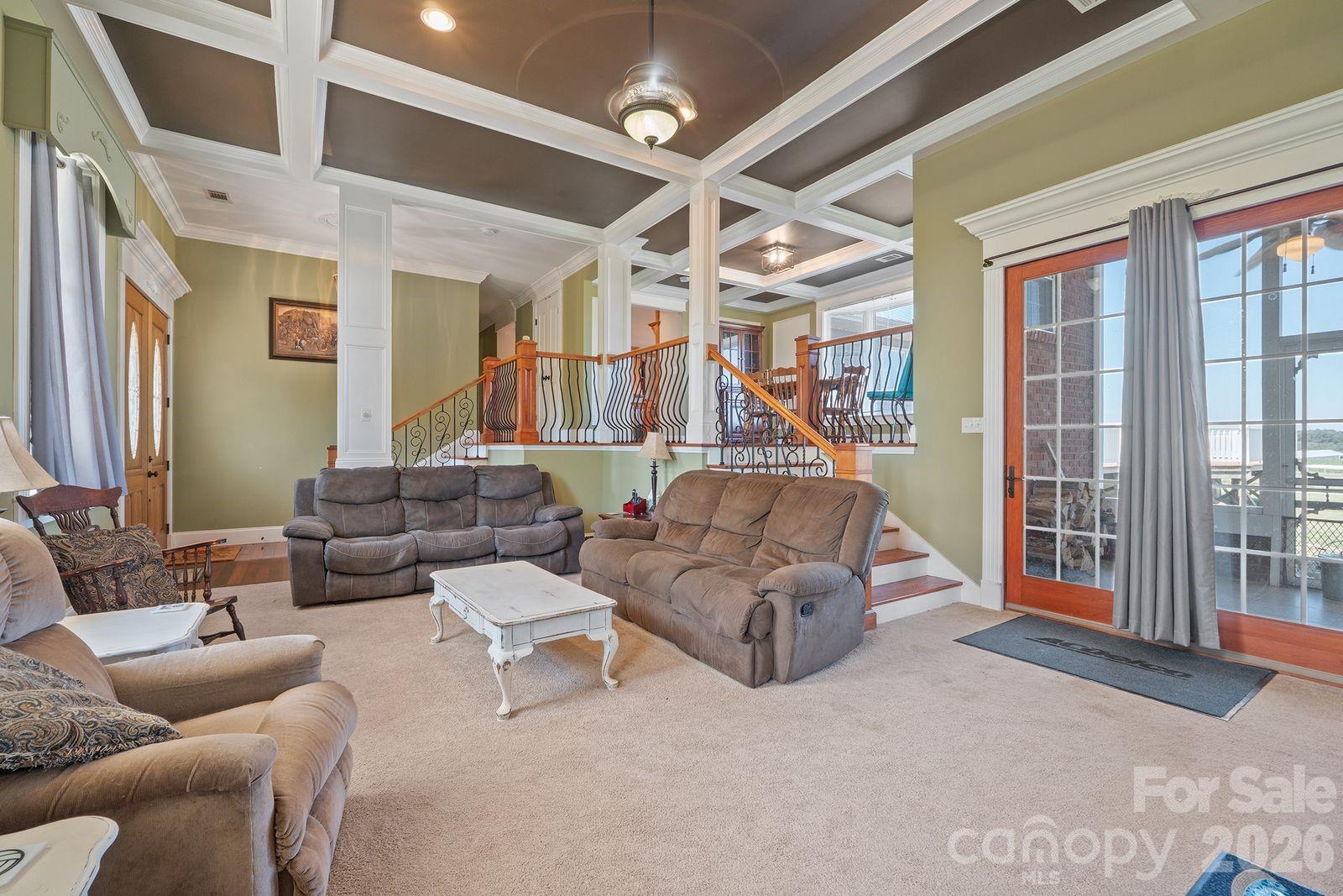 809 New Sterling Road — Stony Point
