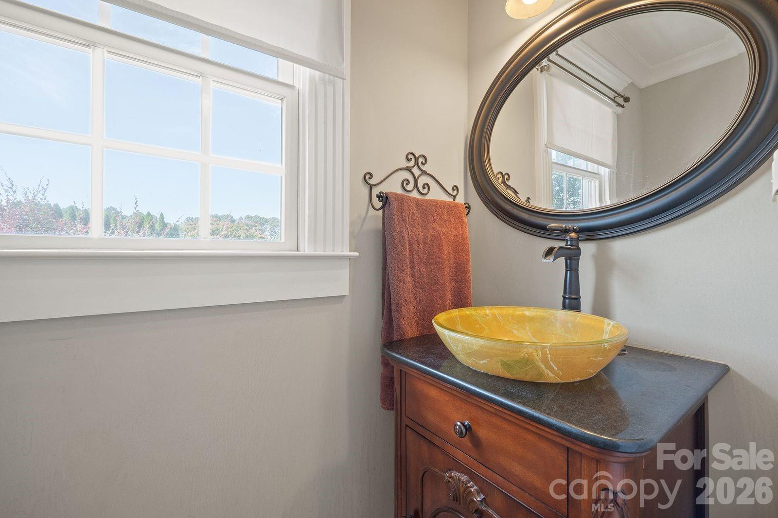 809 New Sterling Road — Stony Point