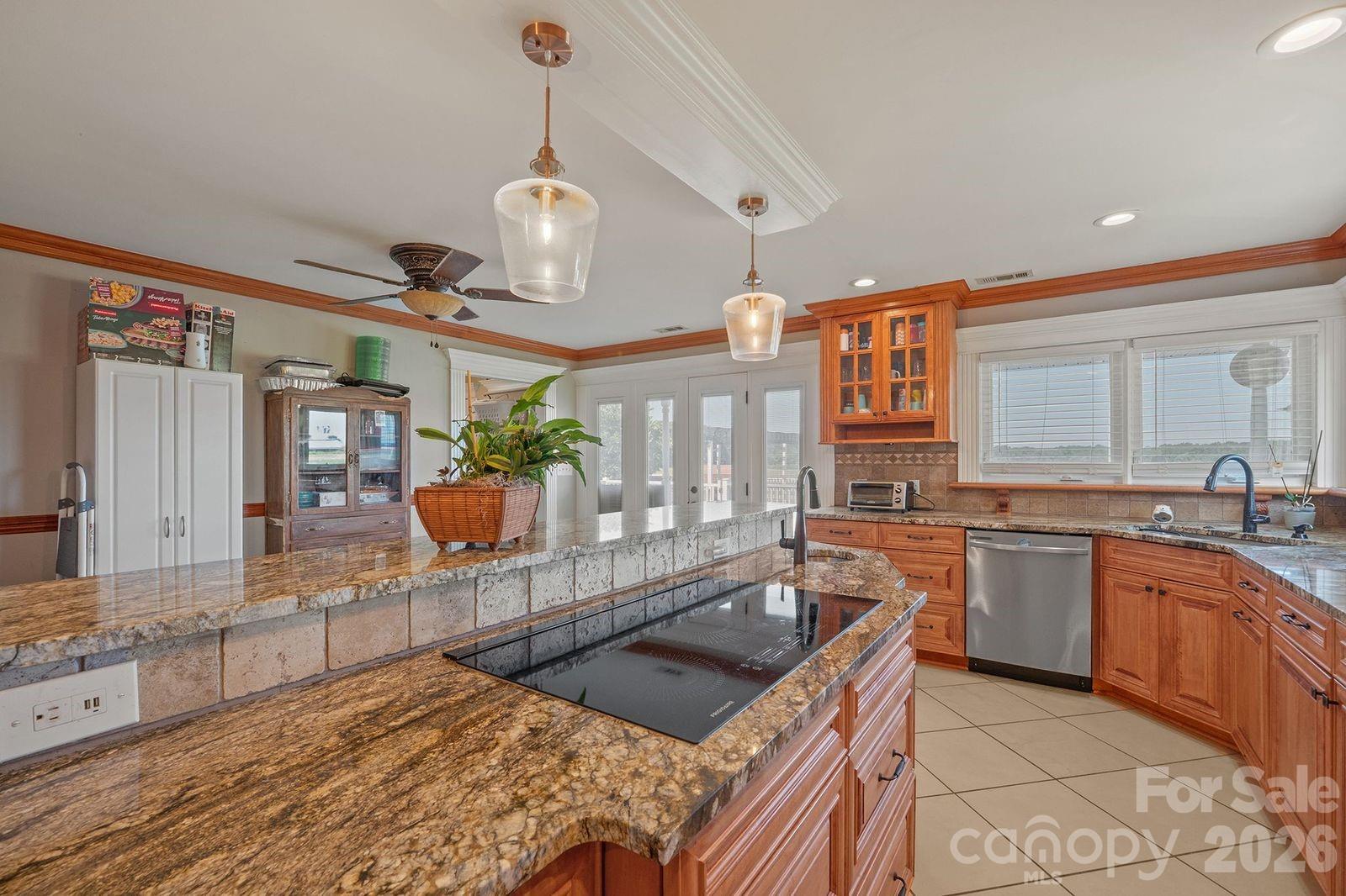 809 New Sterling Road — Stony Point