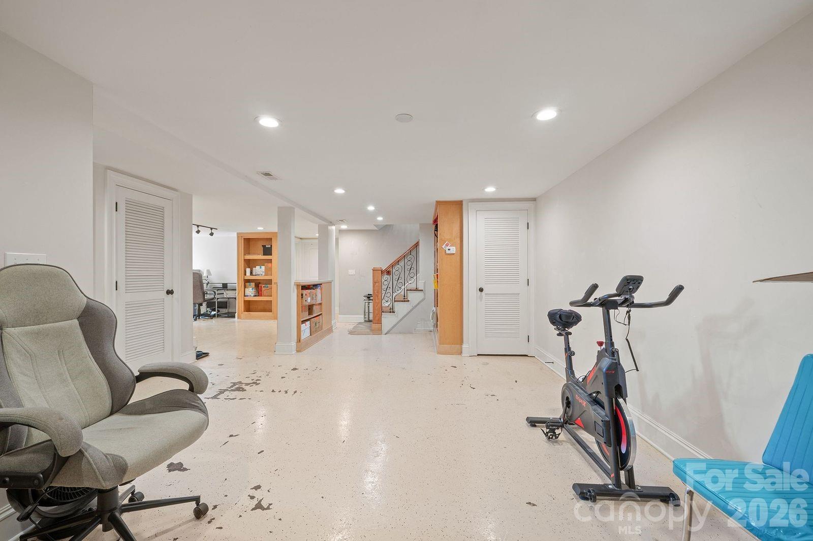 809 New Sterling Road — Stony Point