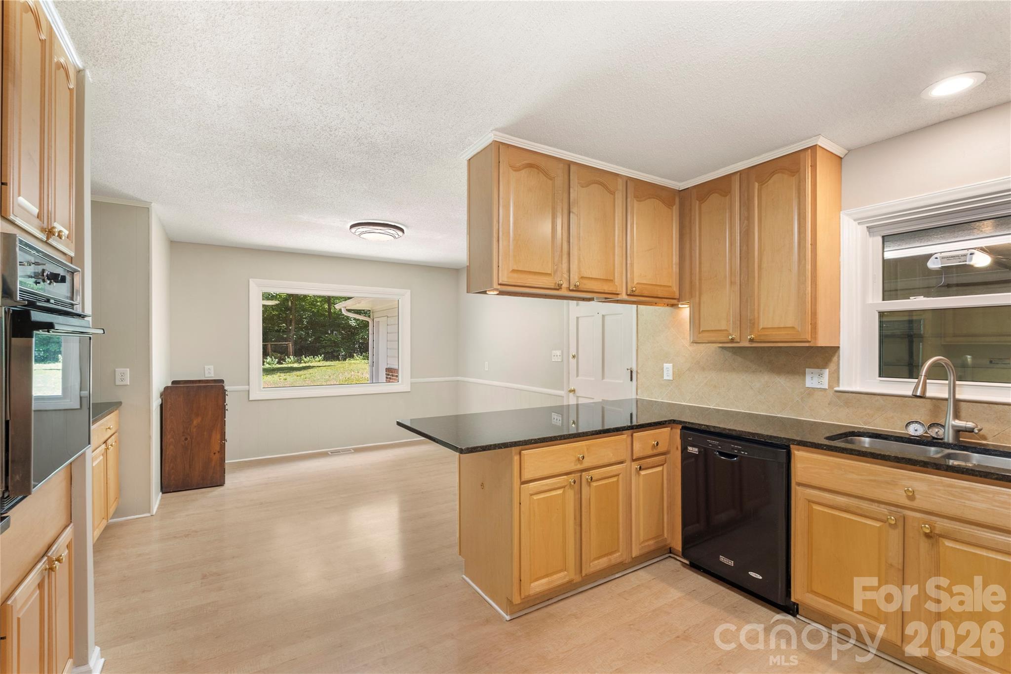 221 Kingsway Circle — Charlotte