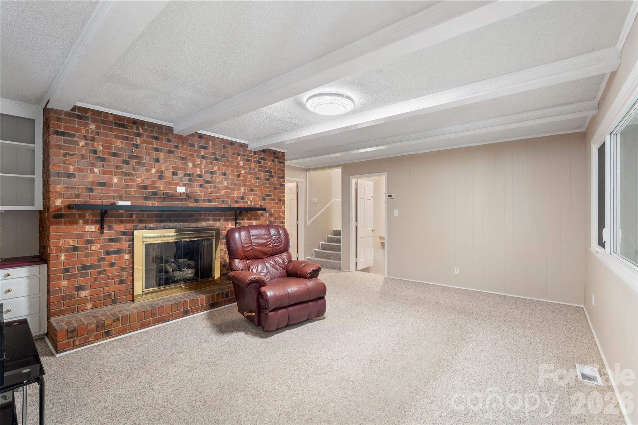221 Kingsway Circle — Charlotte