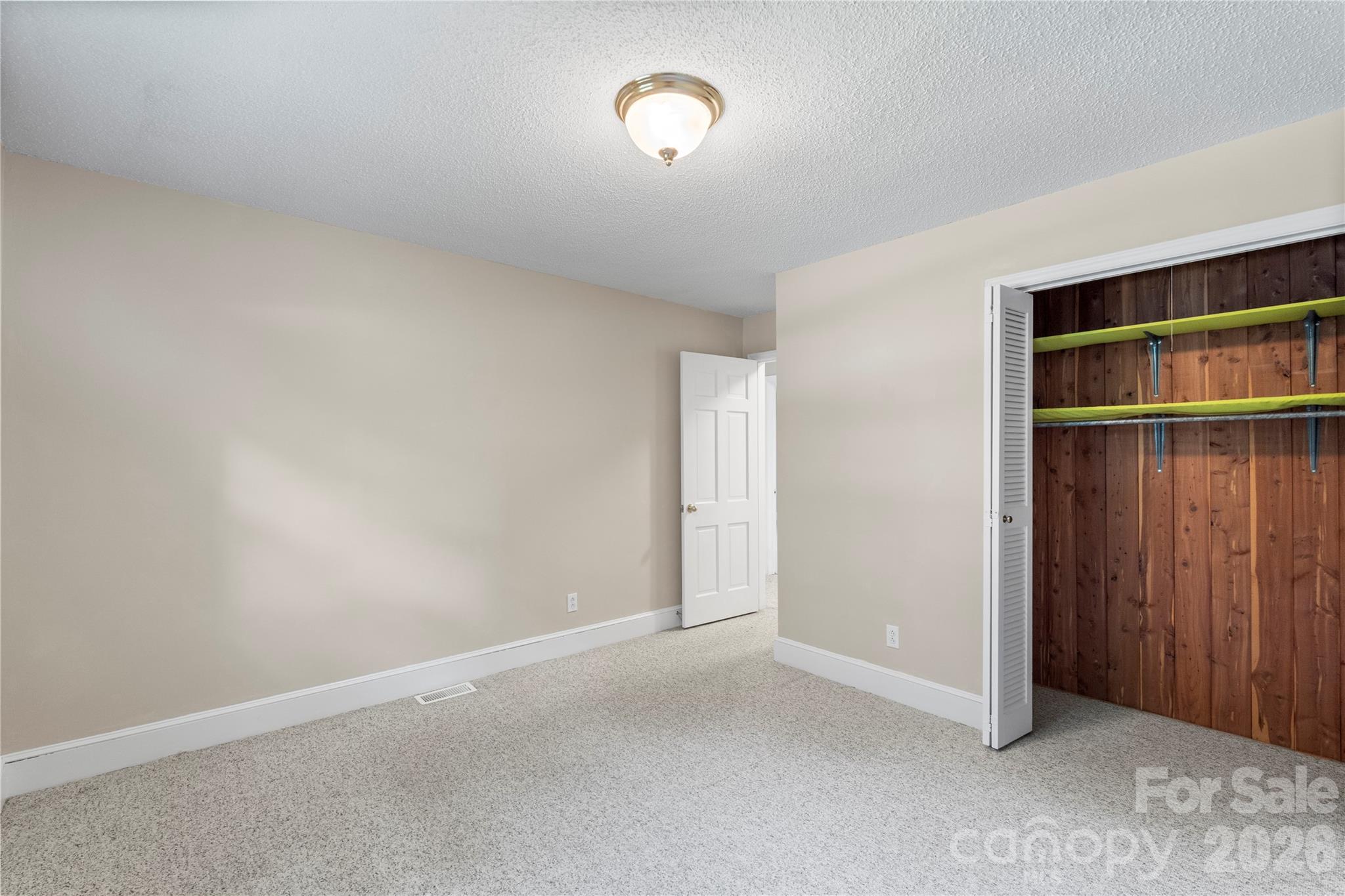 221 Kingsway Circle — Charlotte
