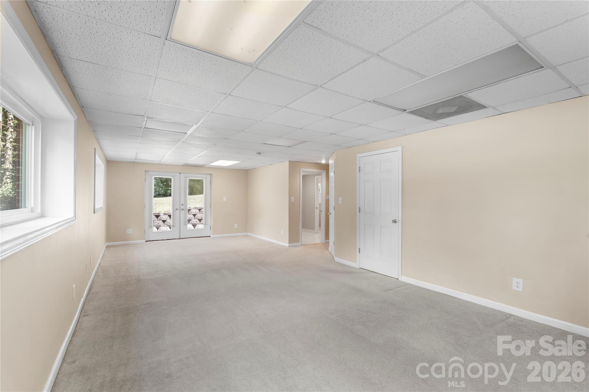 221 Kingsway Circle — Charlotte