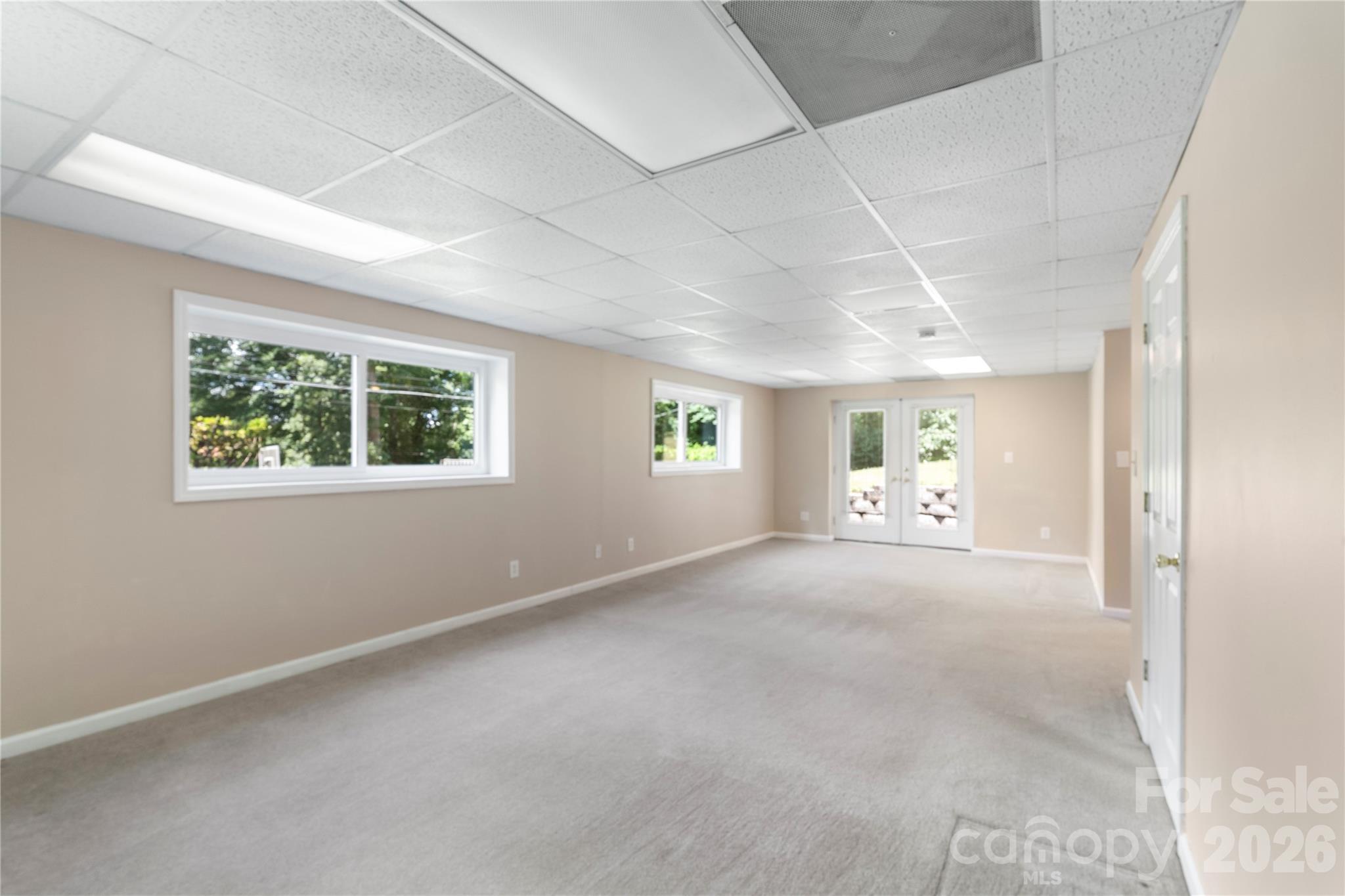 221 Kingsway Circle — Charlotte