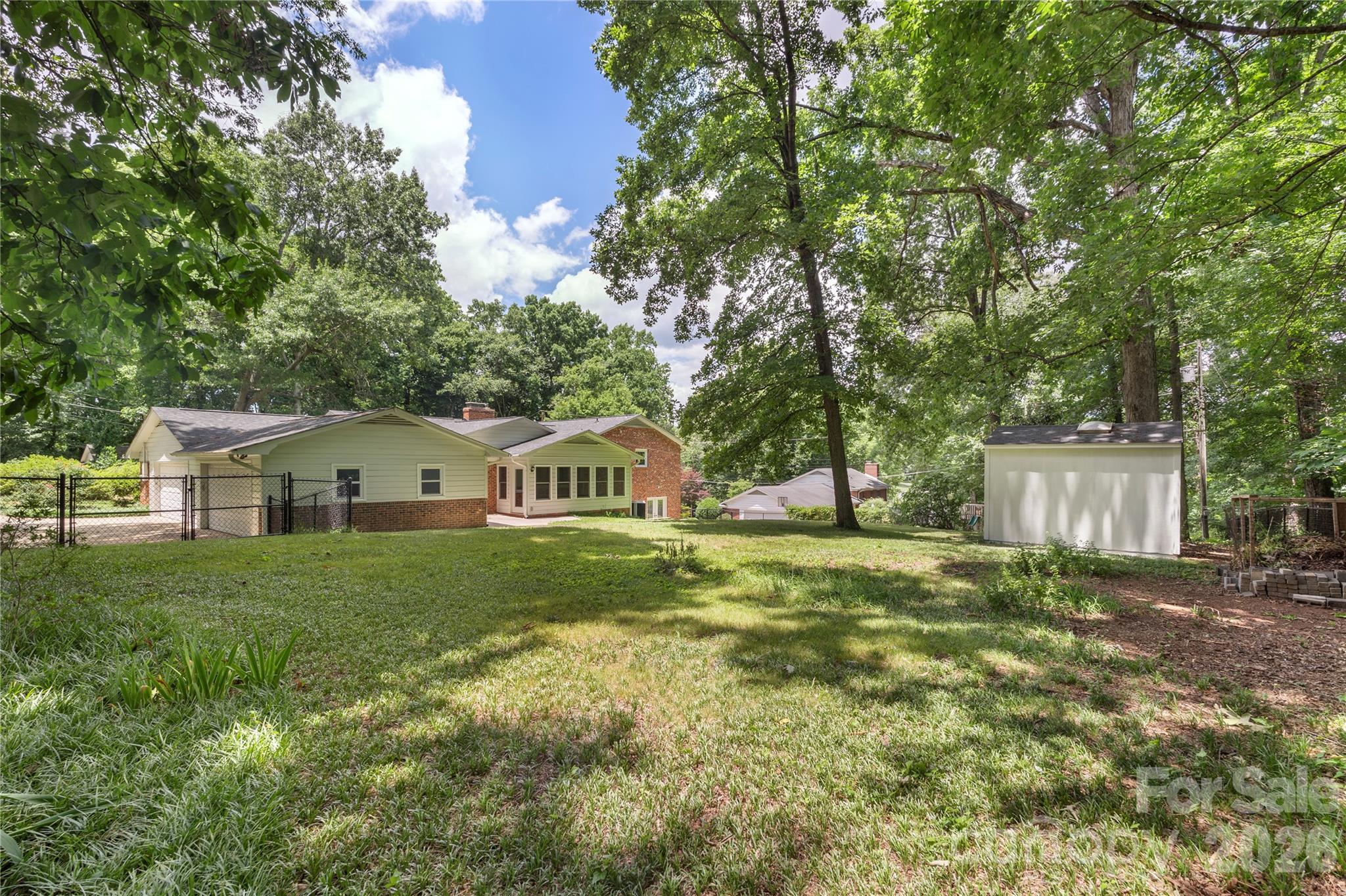 221 Kingsway Circle — Charlotte