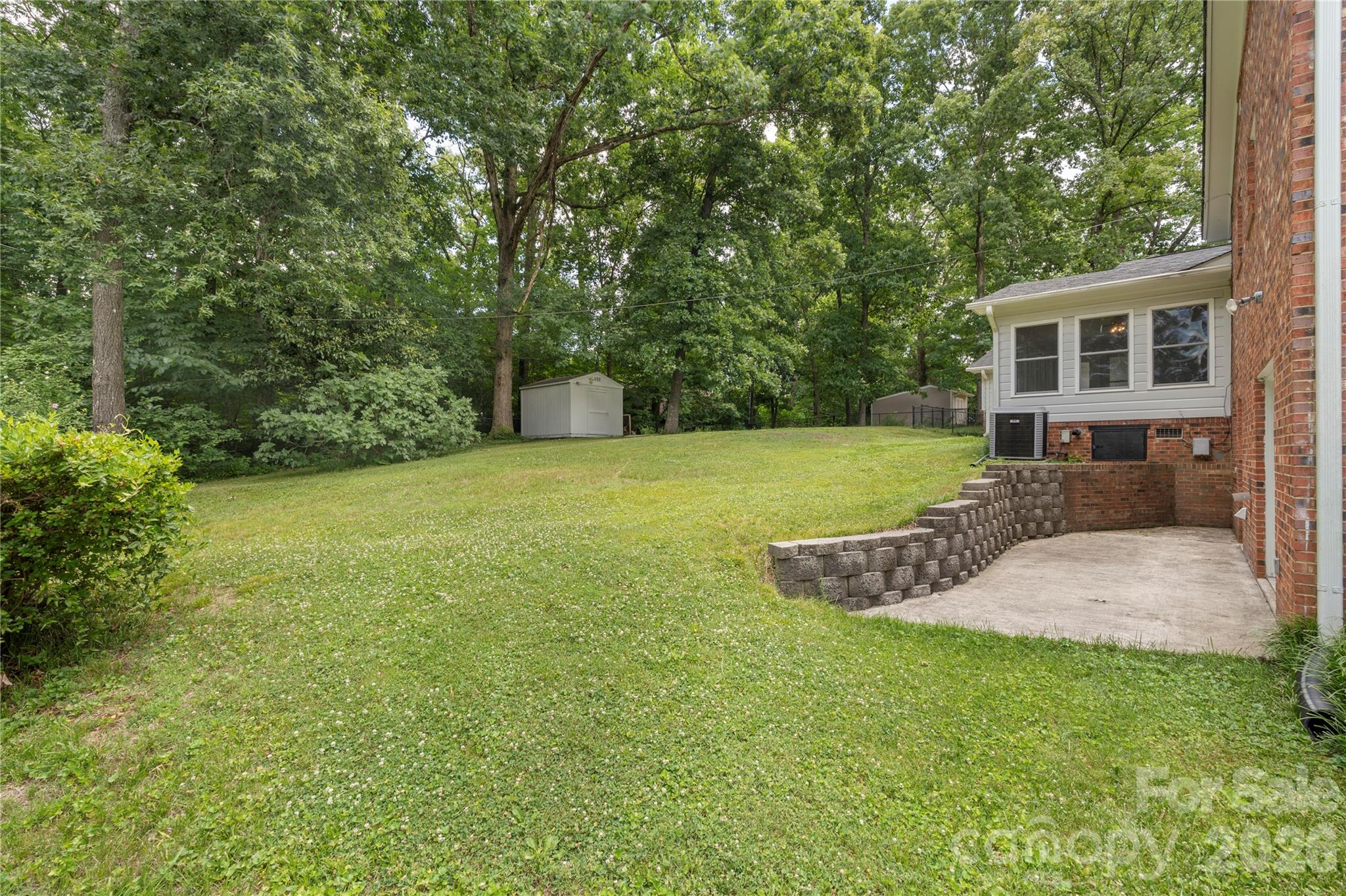 221 Kingsway Circle — Charlotte