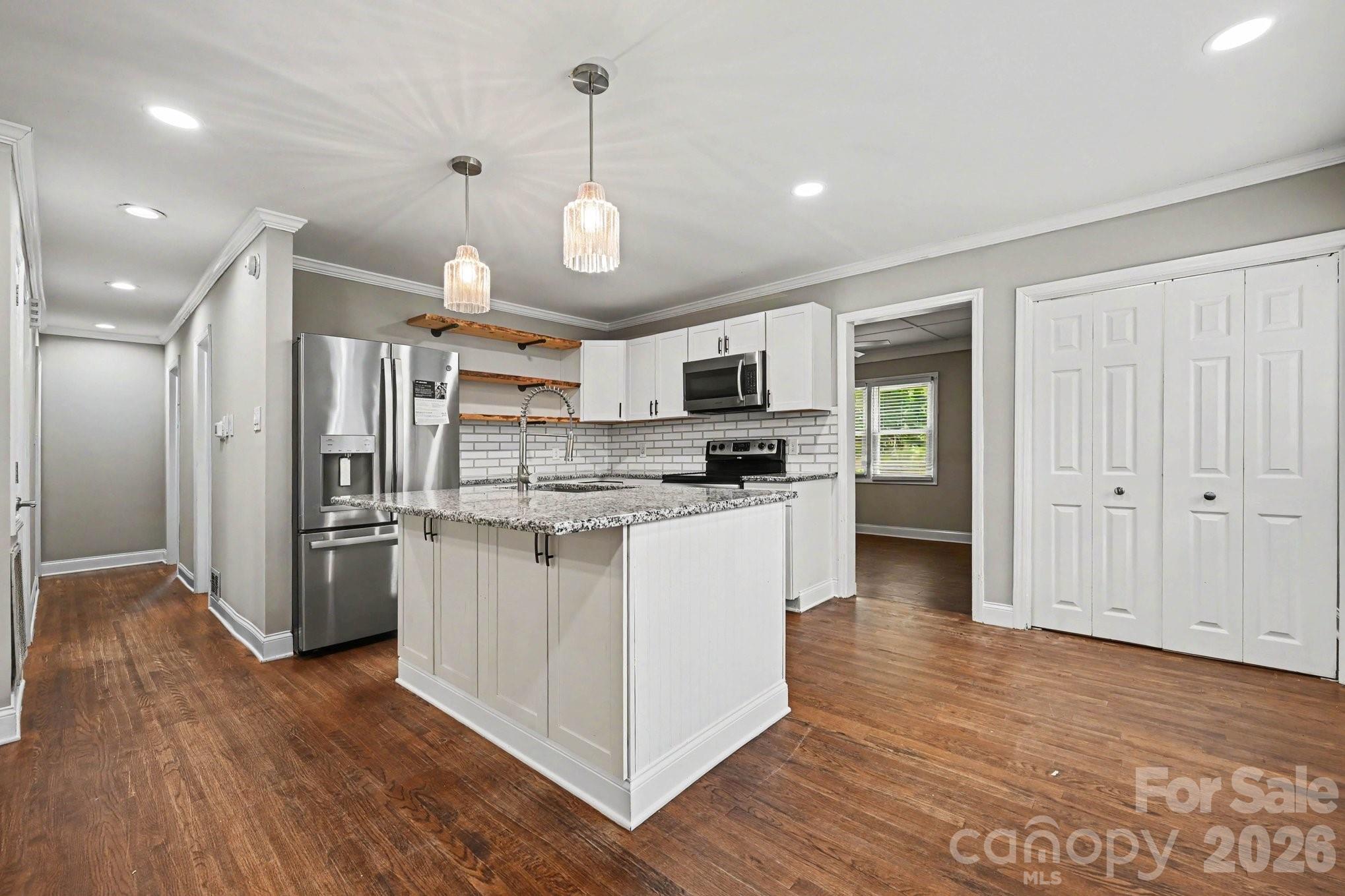 1126 Claremont Road — Charlotte