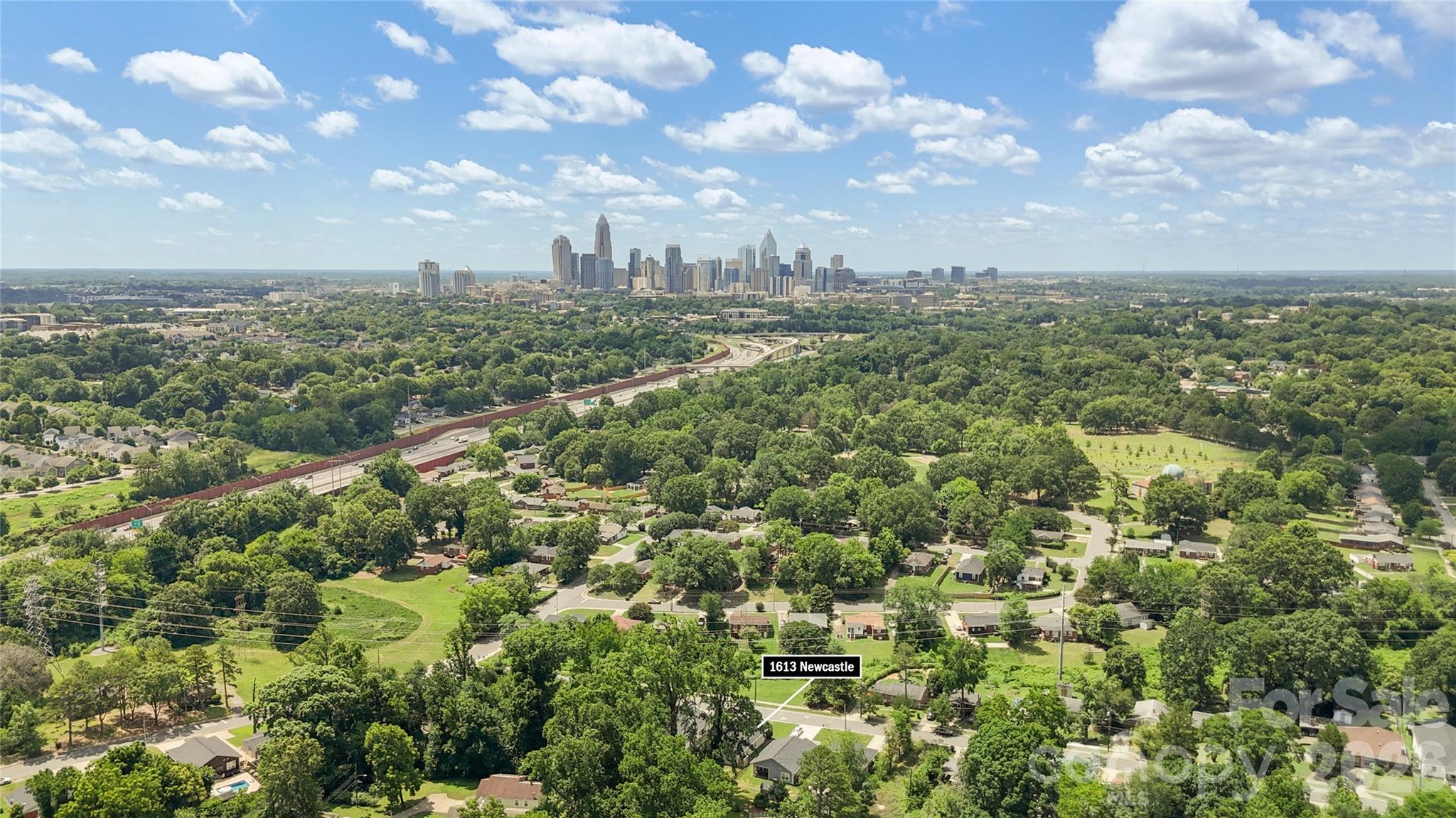 1613 Newcastle Street — Charlotte