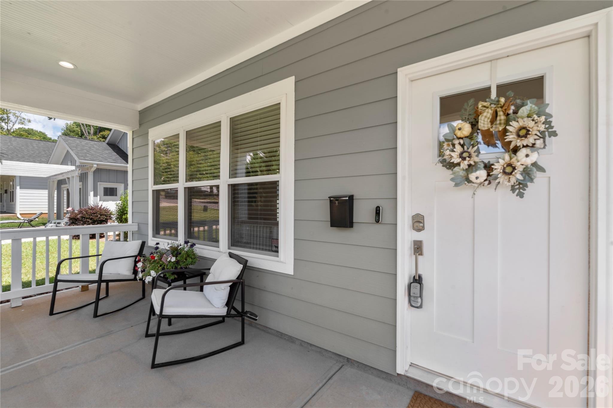 1613 Newcastle Street — Charlotte