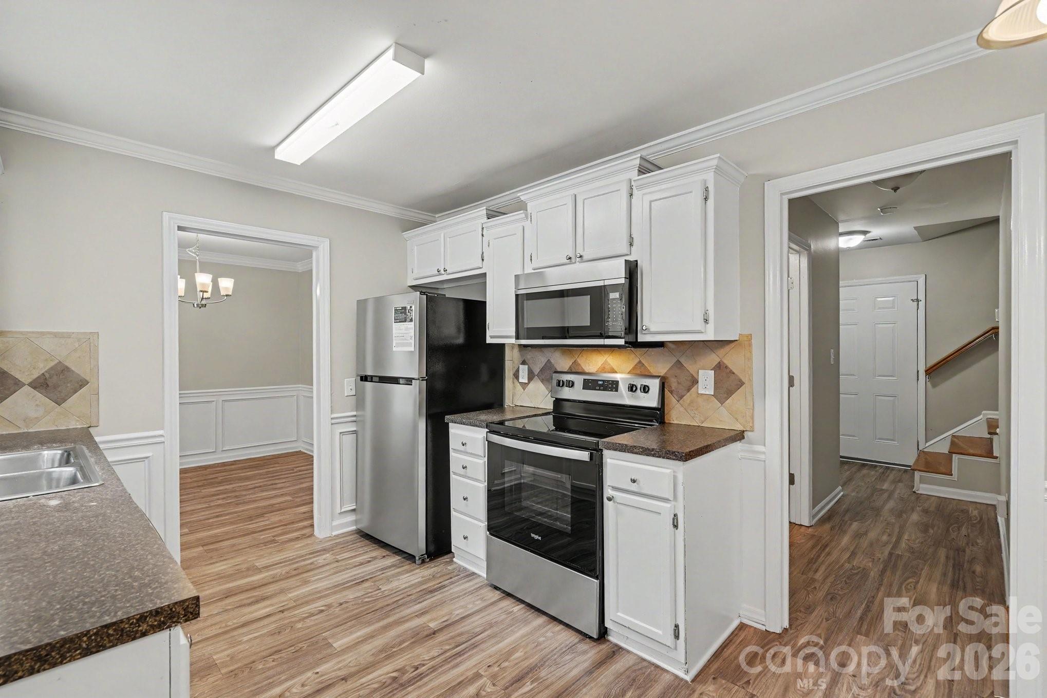 8904 Brown Oak Court — Charlotte