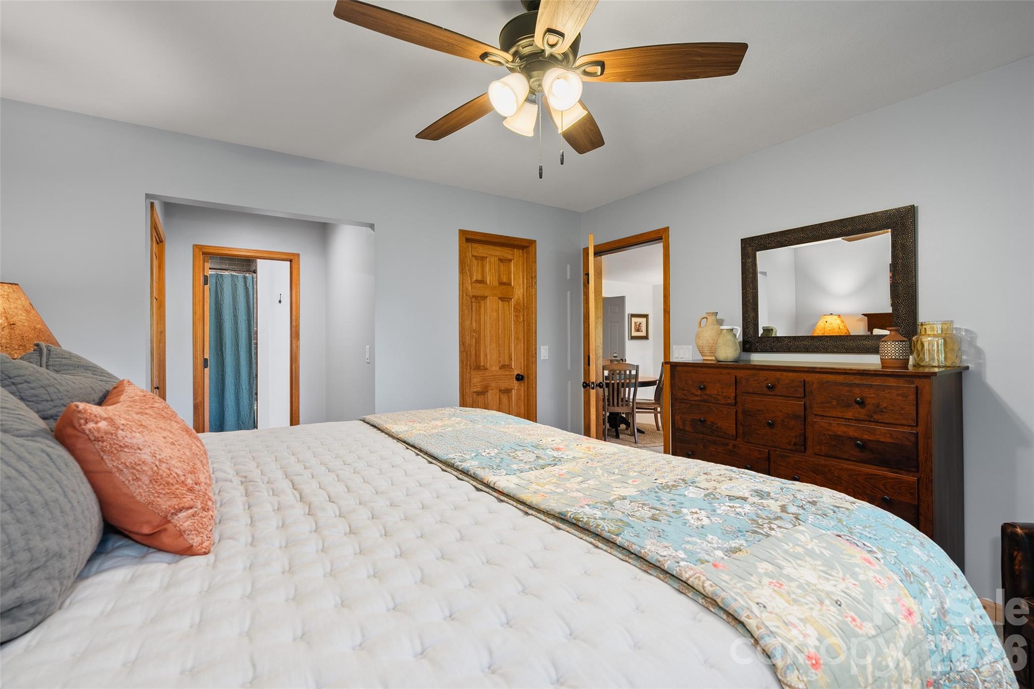 359 Saddlebrook Lane — Clyde