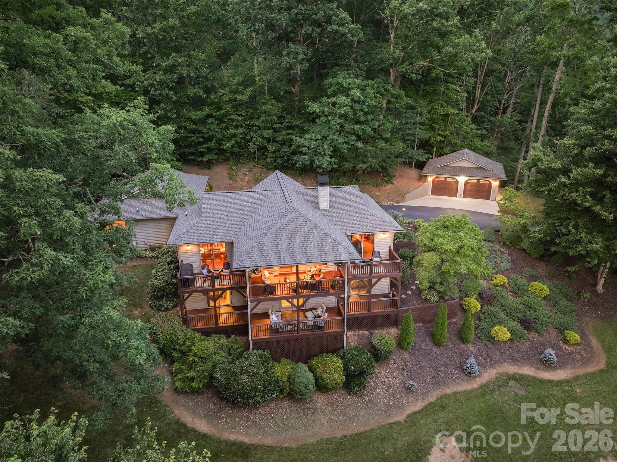 359 Saddlebrook Lane — Clyde