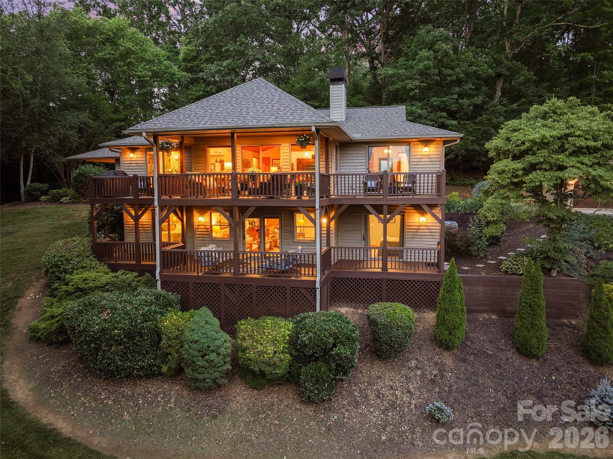 359 Saddlebrook Lane — Clyde