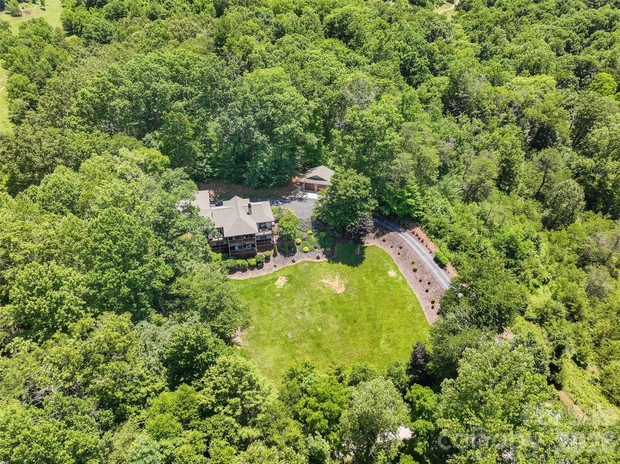 359 Saddlebrook Lane — Clyde