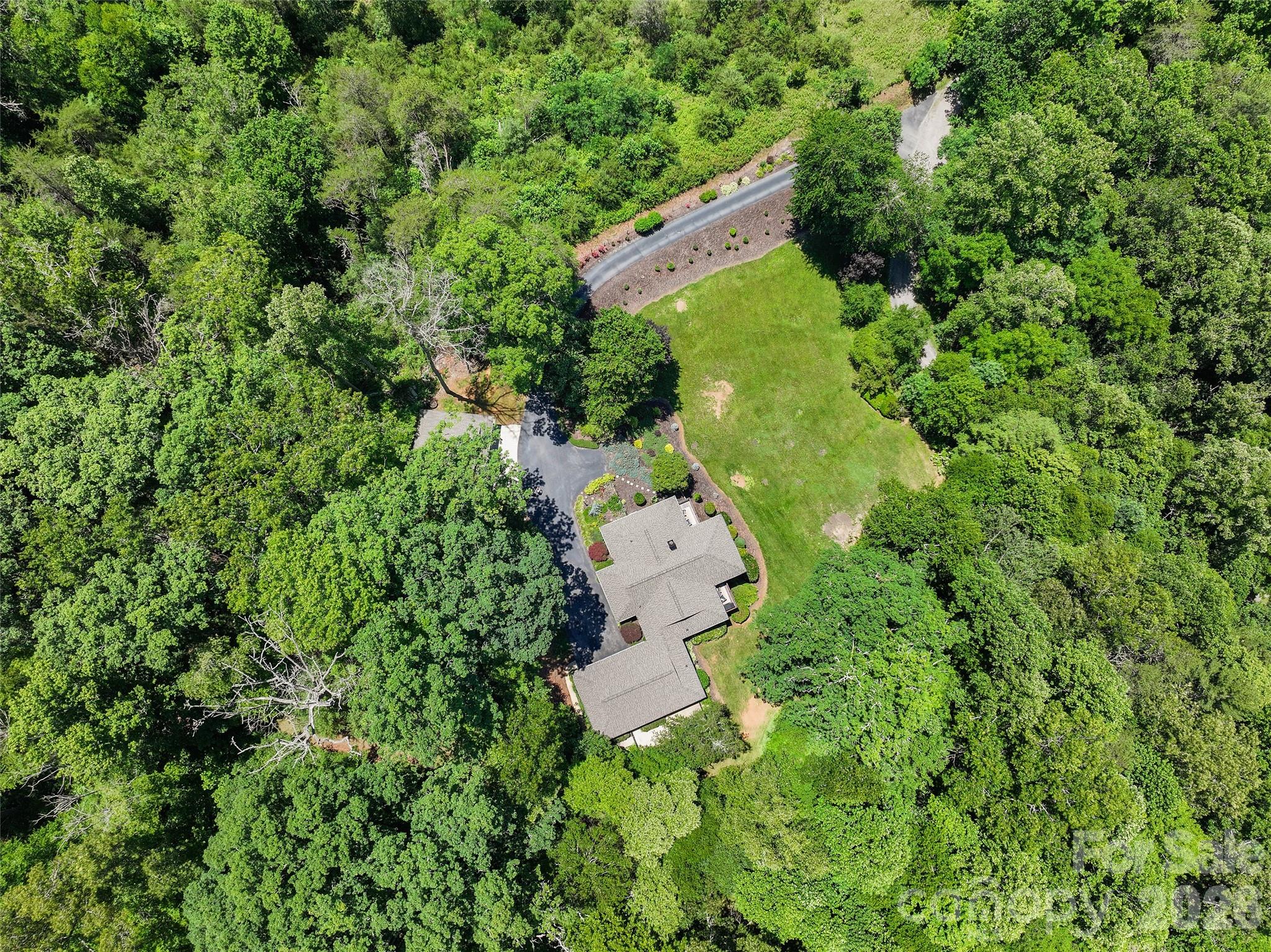 359 Saddlebrook Lane — Clyde