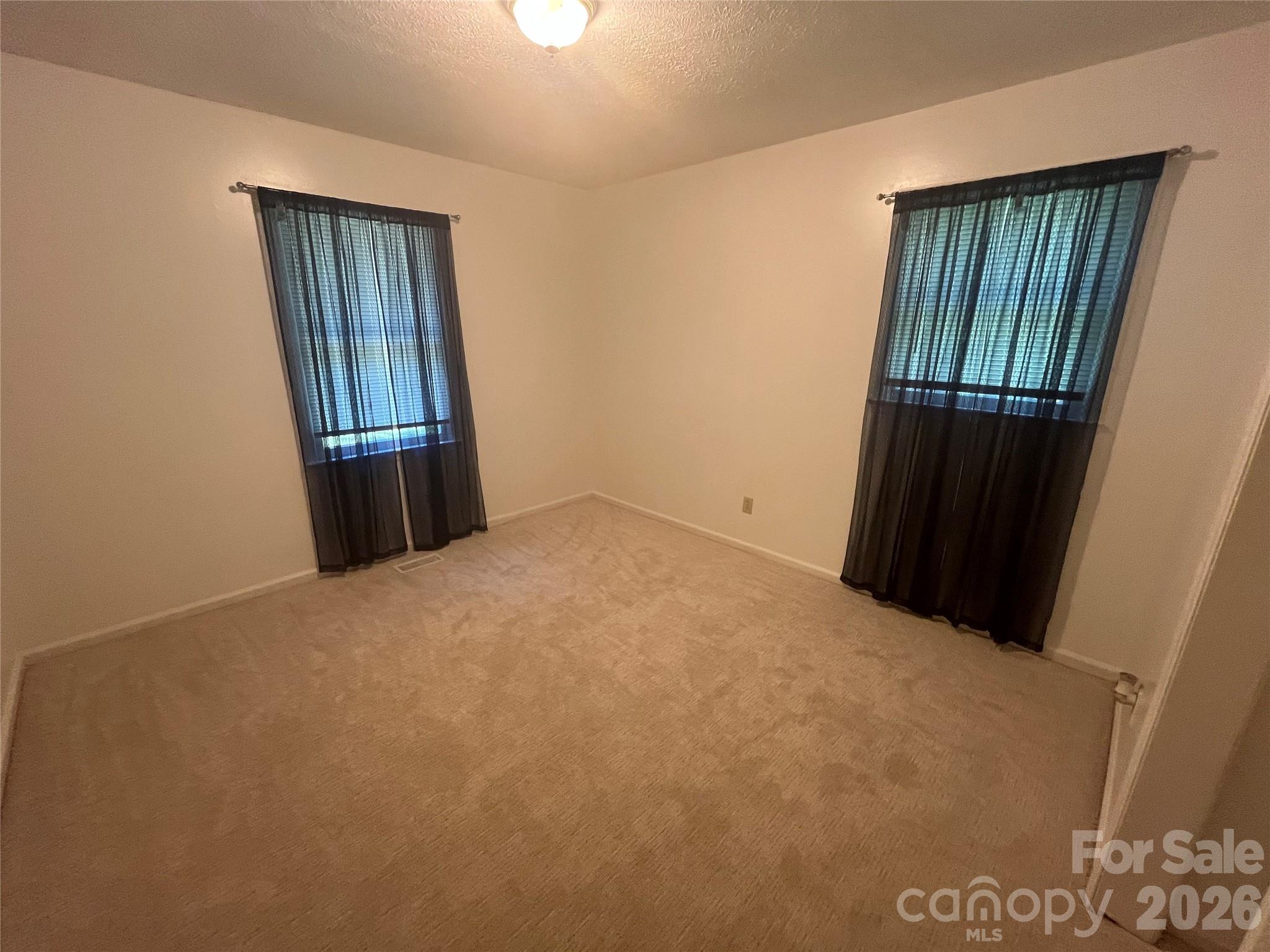 2919 Shell Avenue — Valdese