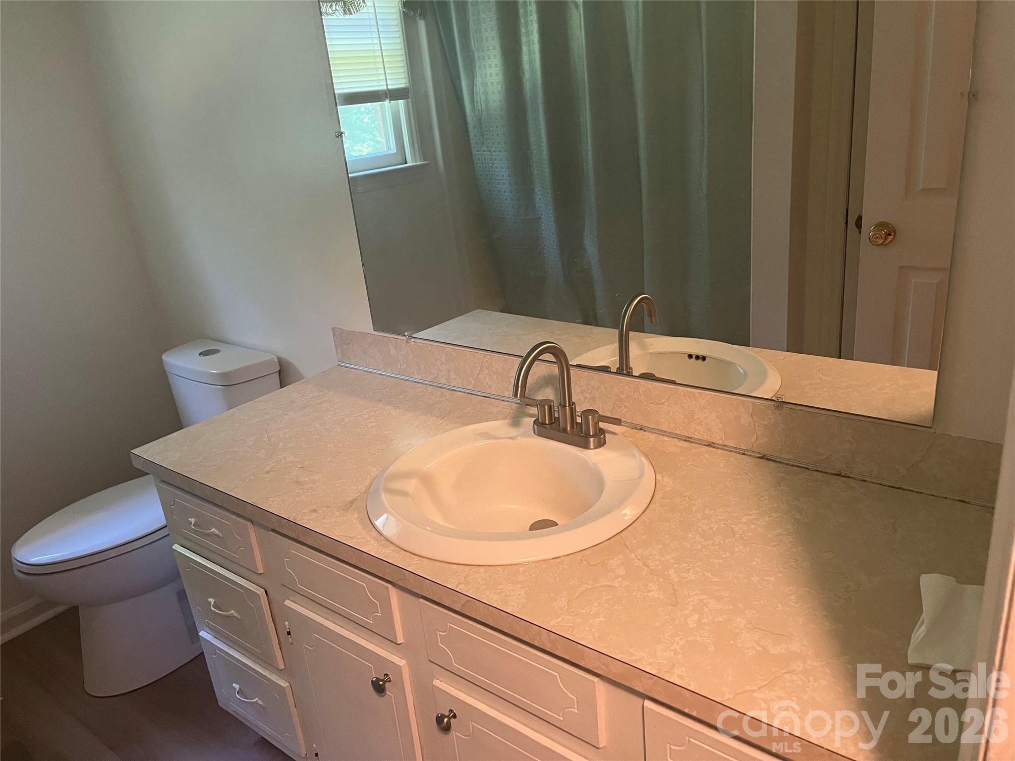 2919 Shell Avenue — Valdese