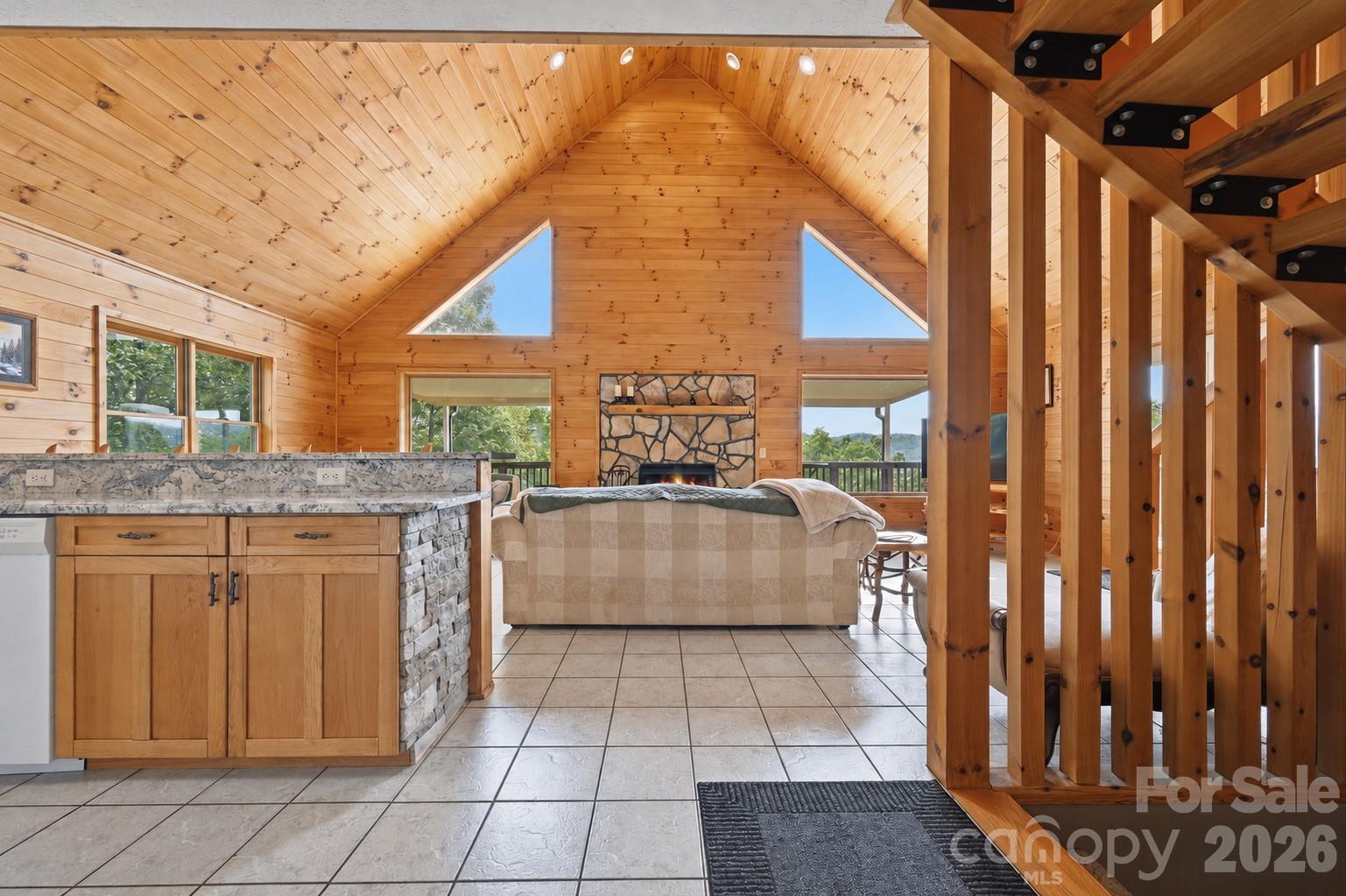 605 Valley View Drive — Purlear