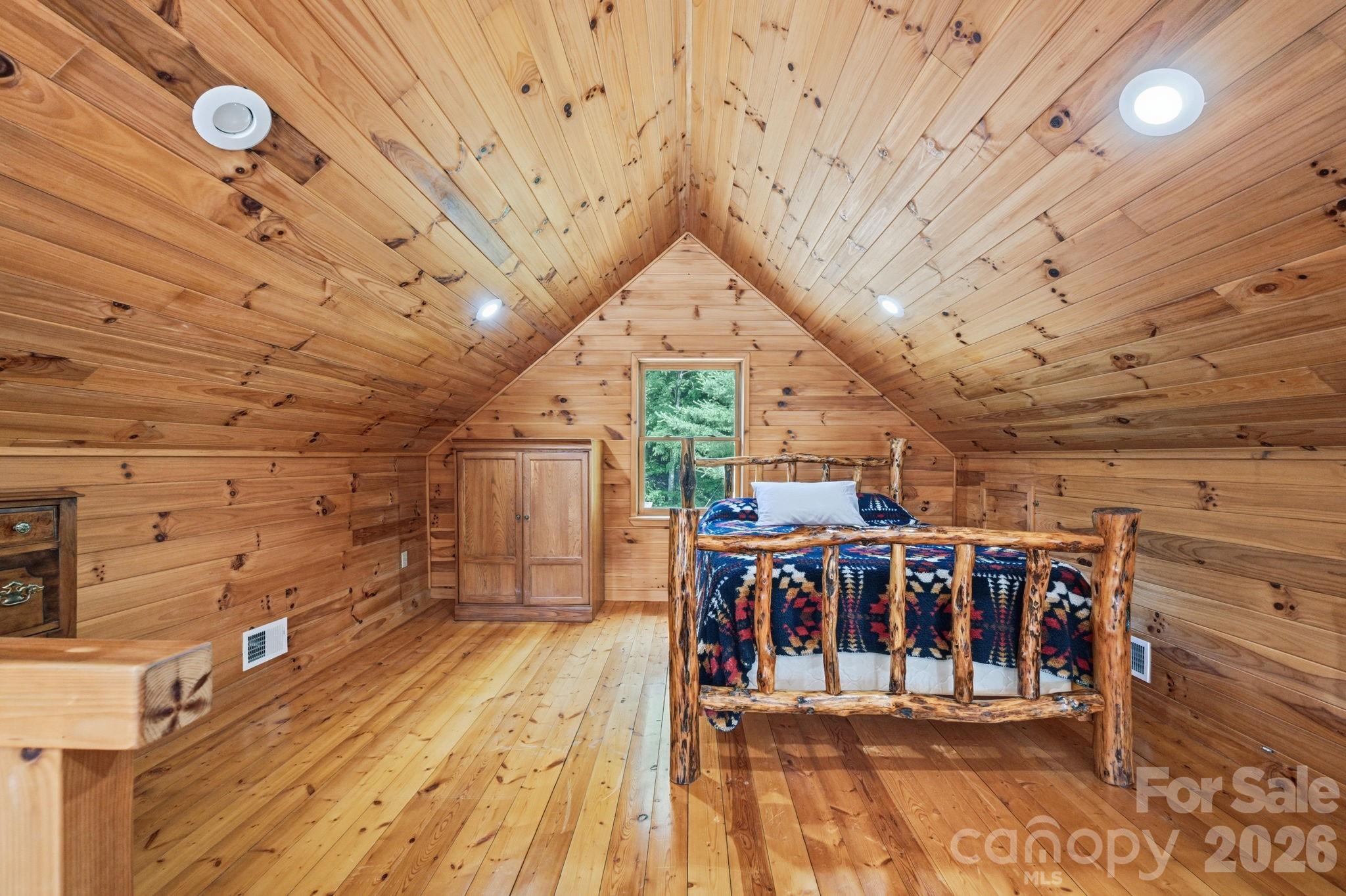 605 Valley View Drive — Purlear