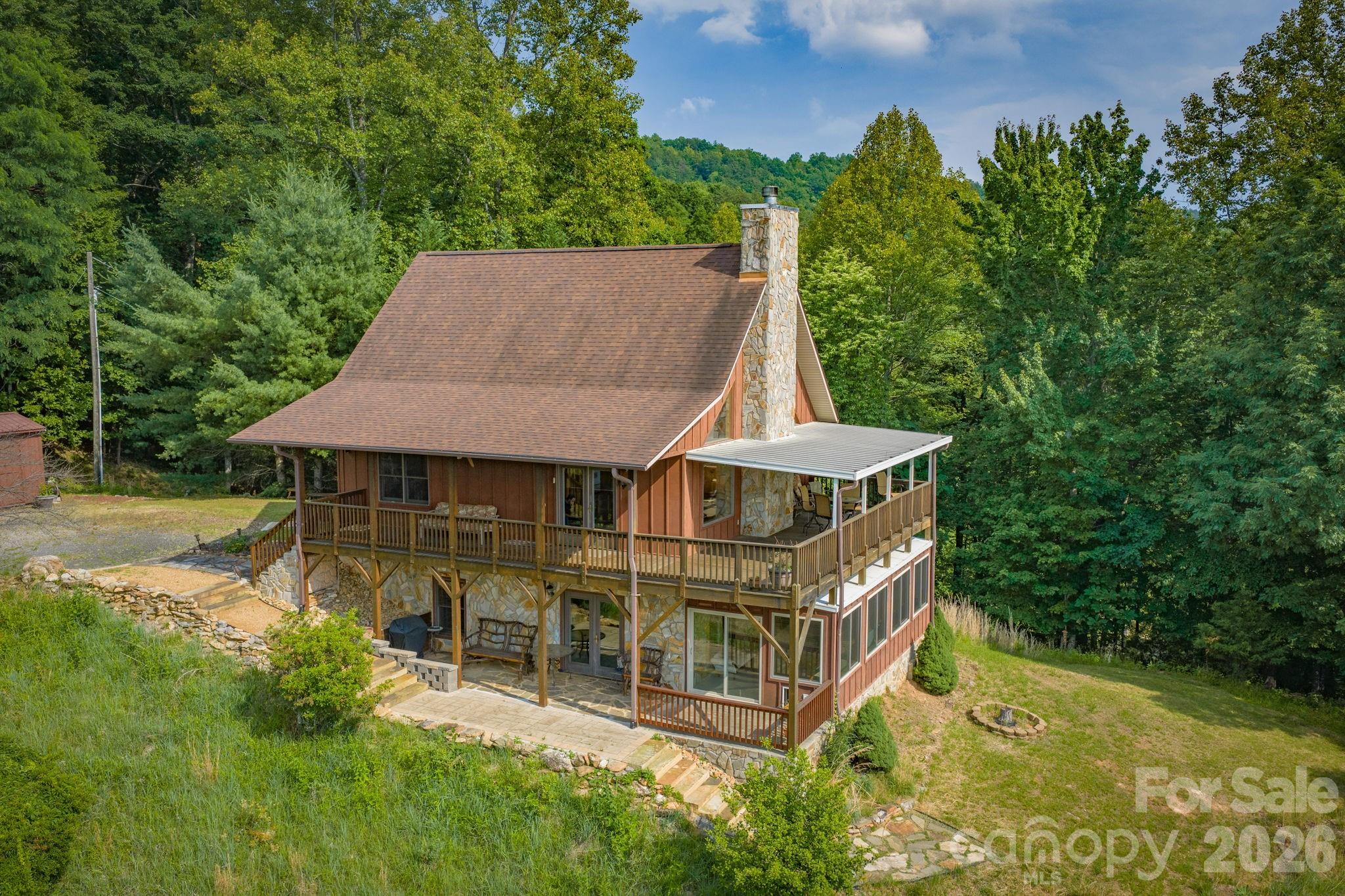 605 Valley View Drive — Purlear