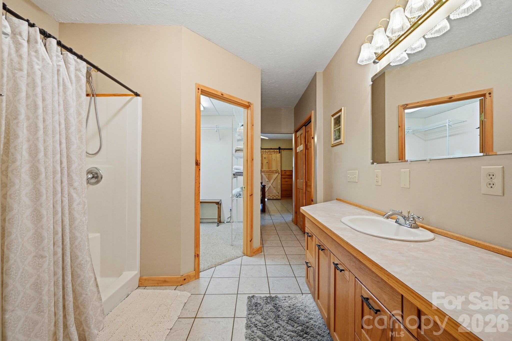 605 Valley View Drive — Purlear