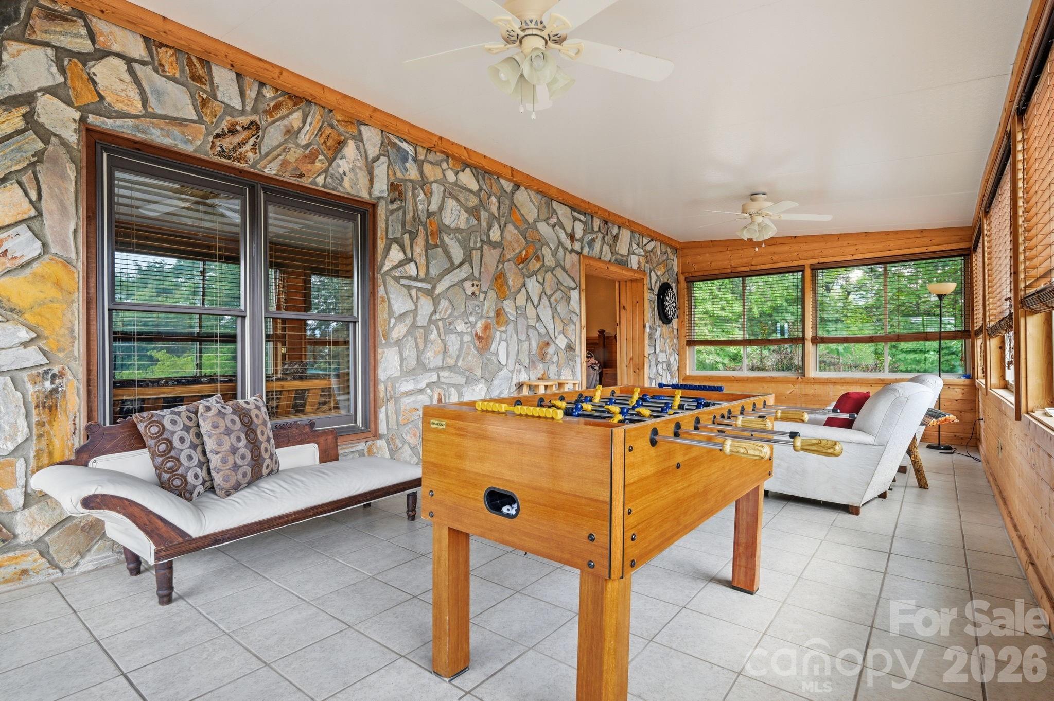 605 Valley View Drive — Purlear