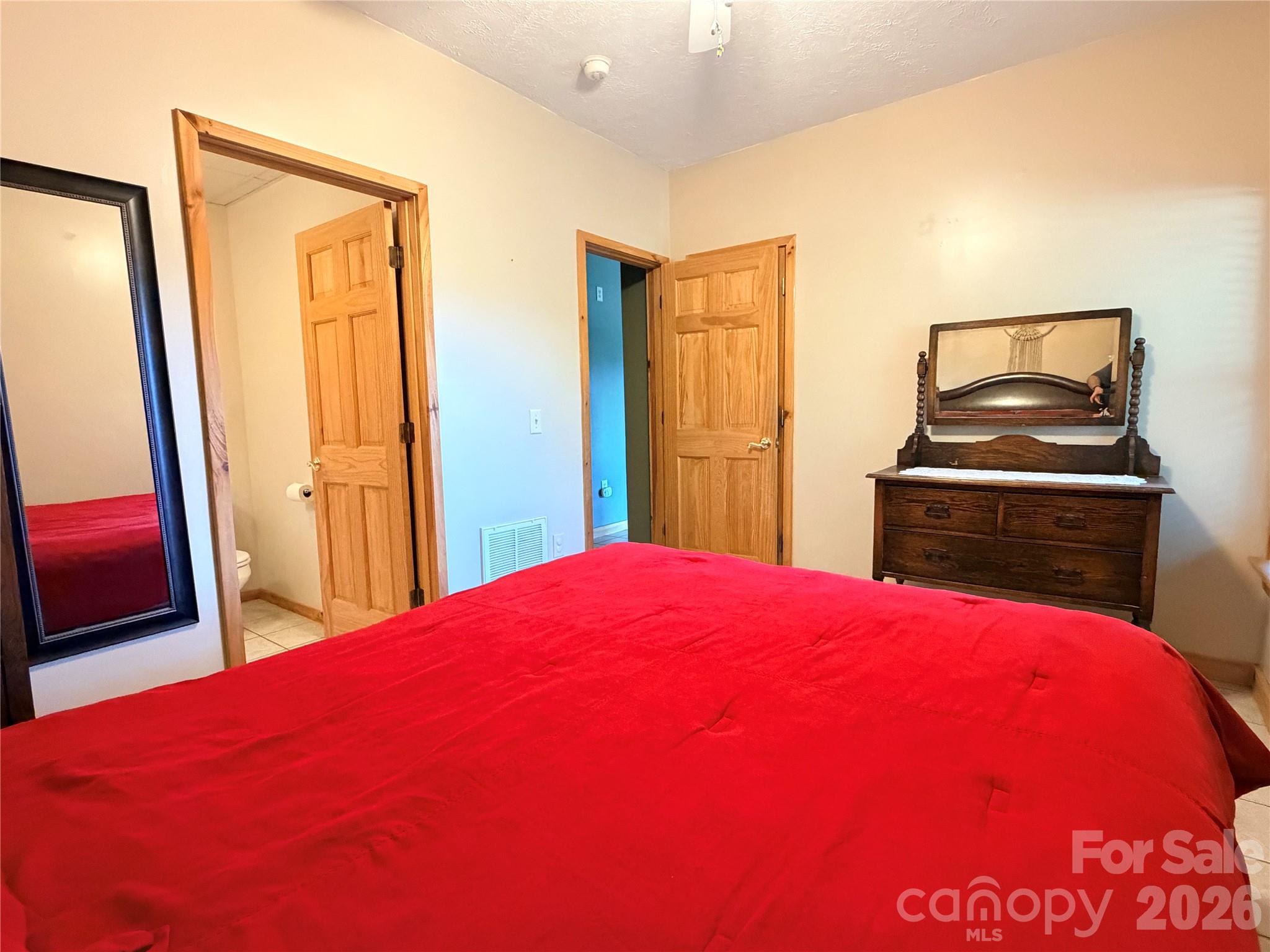 605 Valley View Drive — Purlear