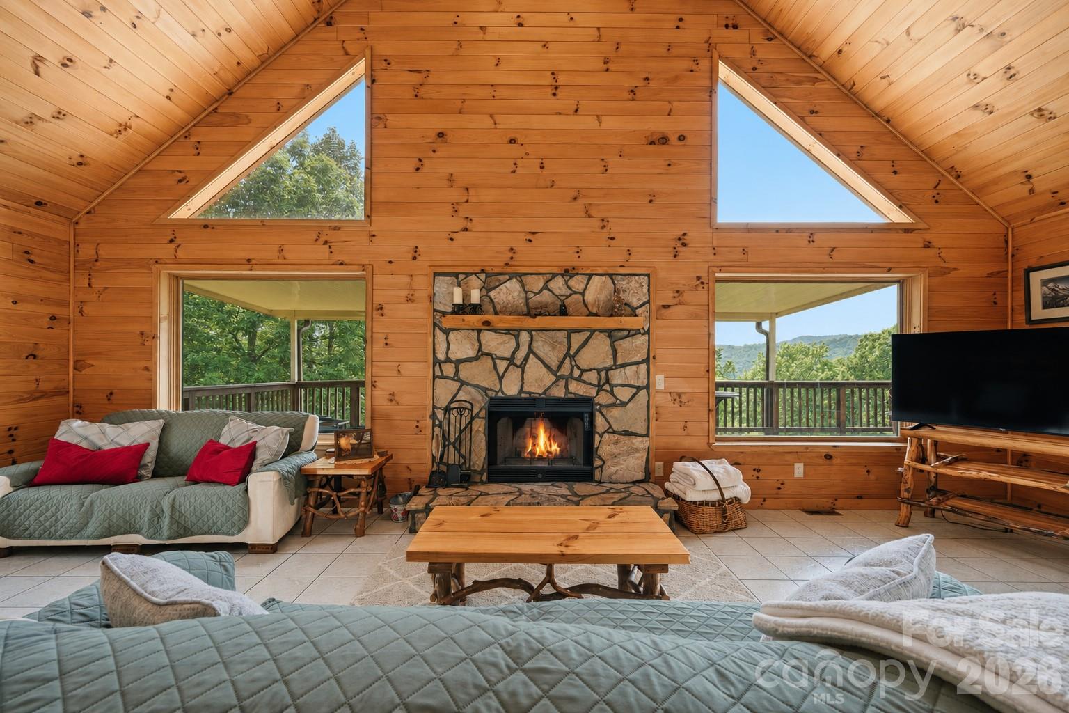 605 Valley View Drive — Purlear