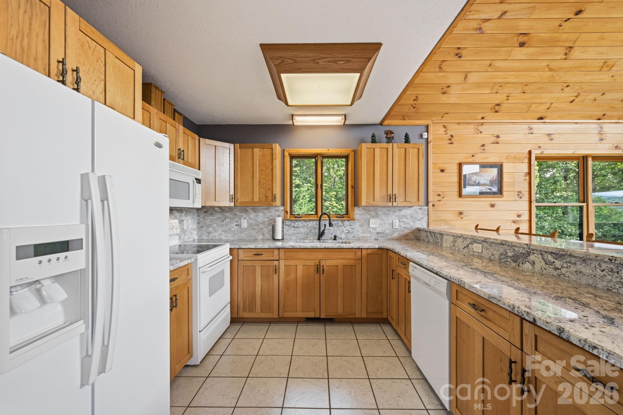 605 Valley View Drive — Purlear