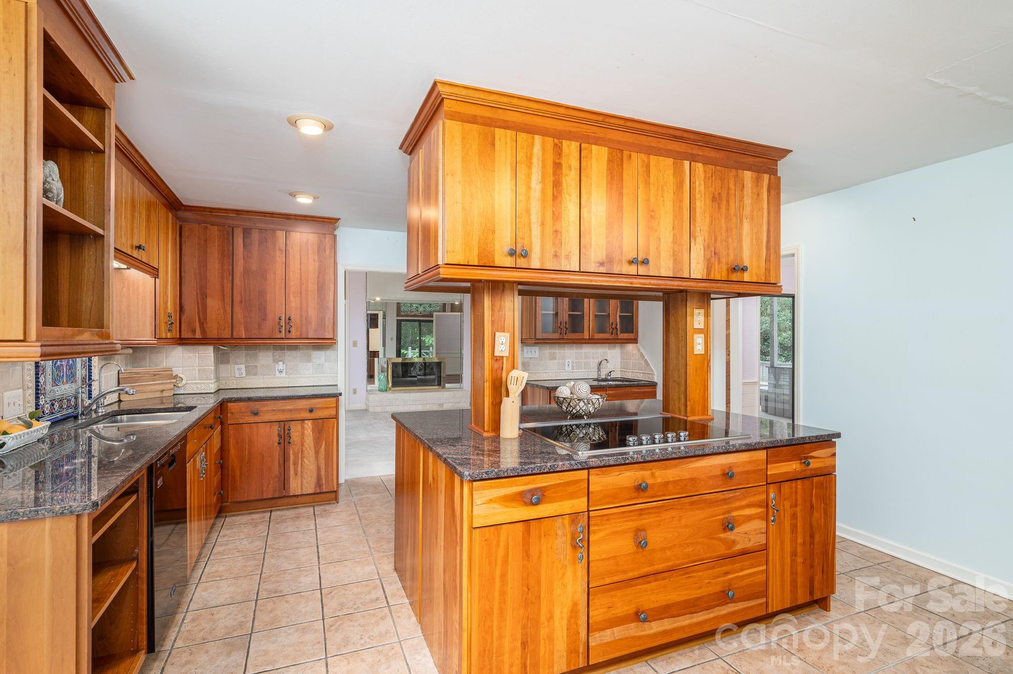 40 Catawba Ridge Road — Clover