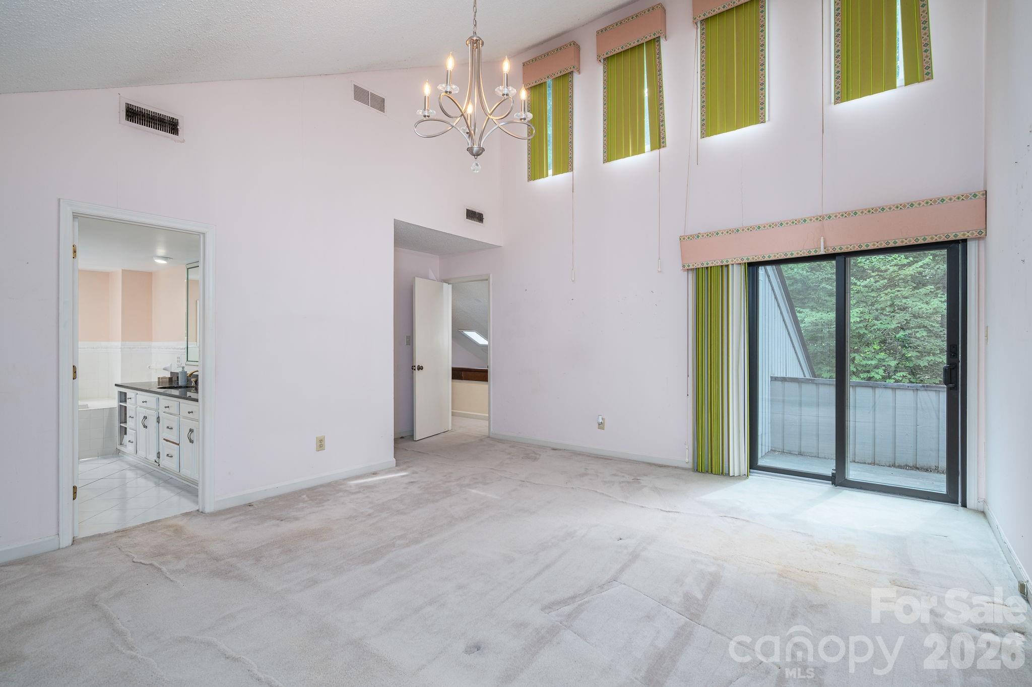40 Catawba Ridge Road — Clover