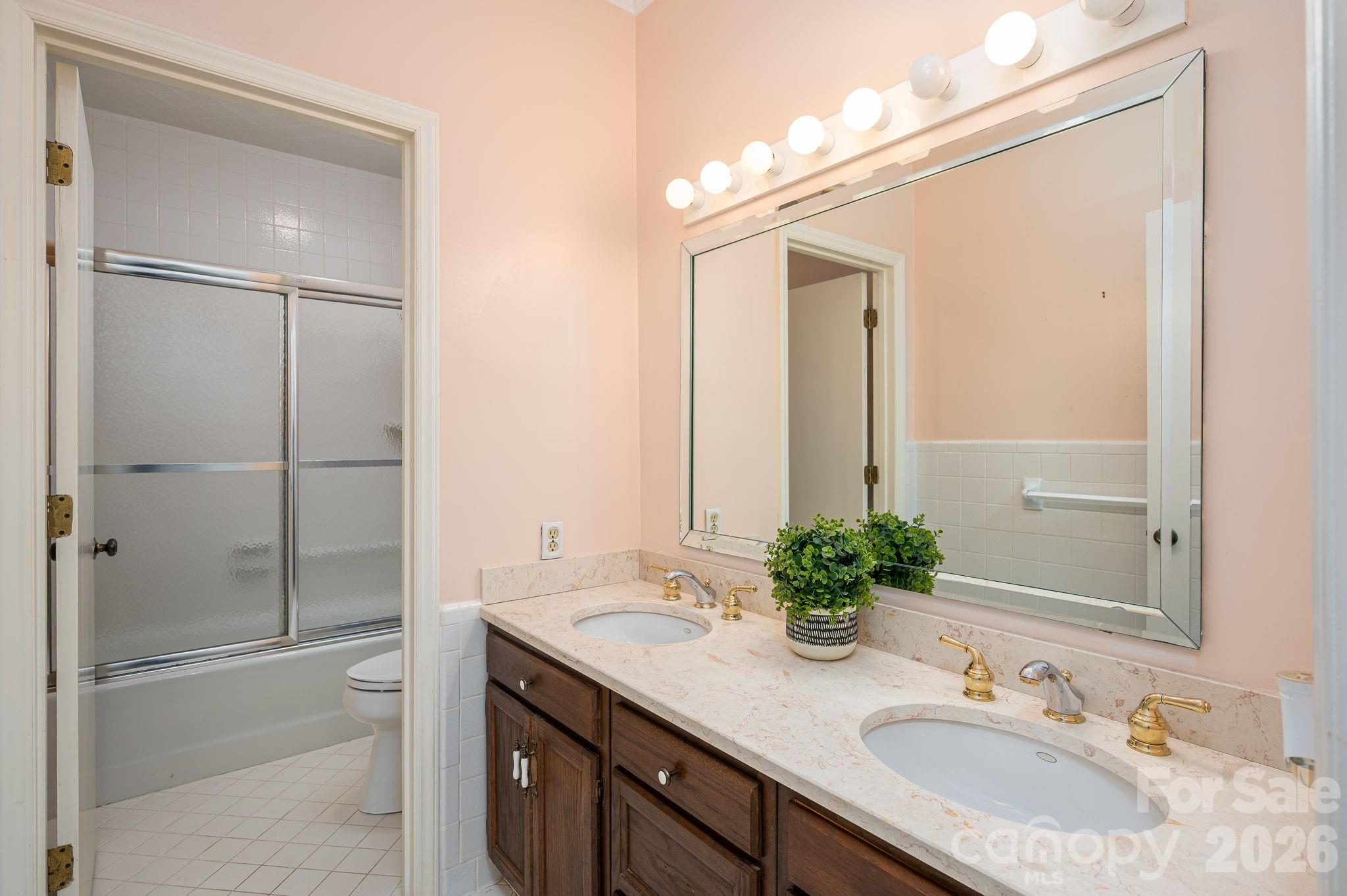 40 Catawba Ridge Road — Clover