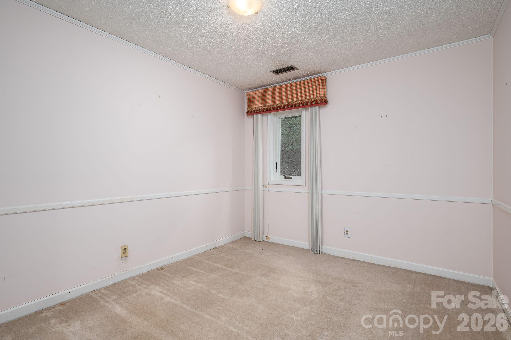 40 Catawba Ridge Road — Clover