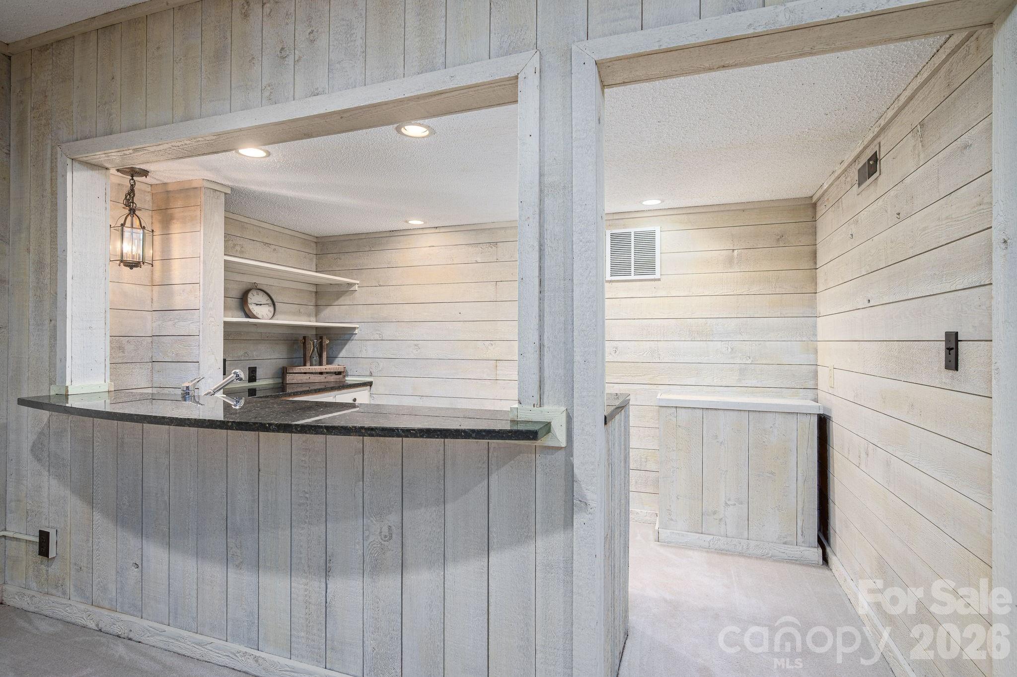 40 Catawba Ridge Road — Clover