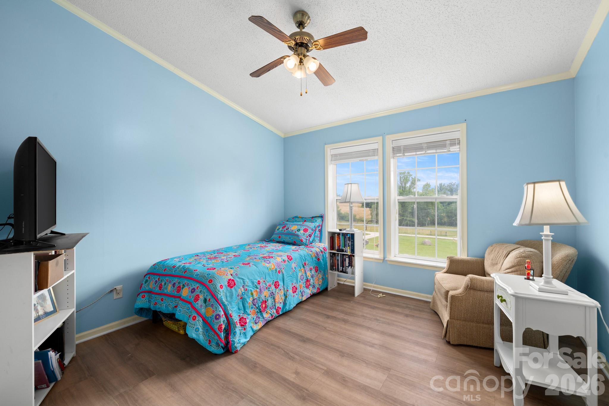 30 Countryside Drive — Hendersonville