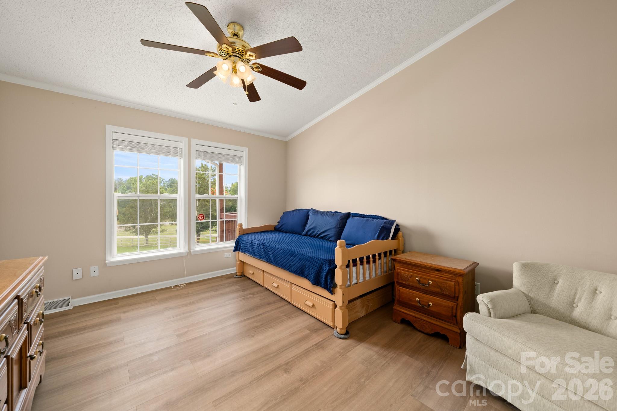 30 Countryside Drive — Hendersonville