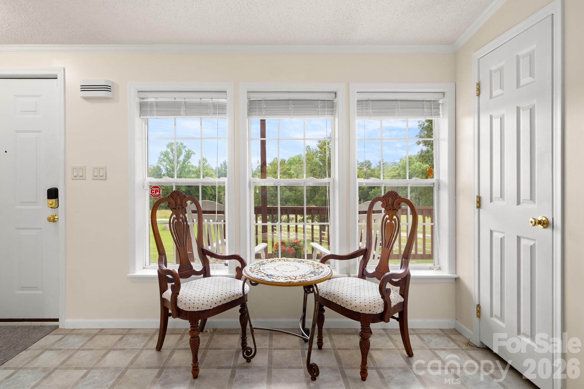 30 Countryside Drive — Hendersonville