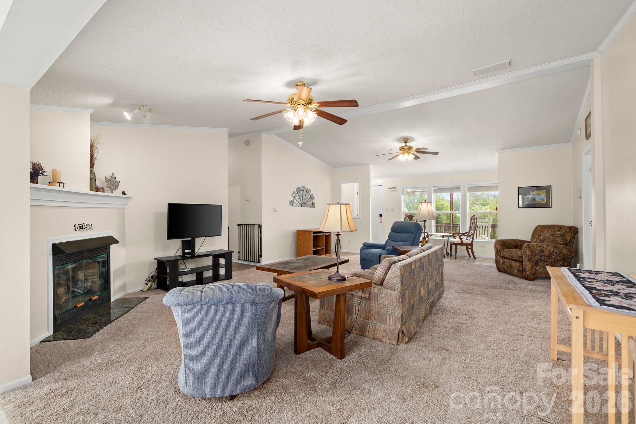 30 Countryside Drive — Hendersonville