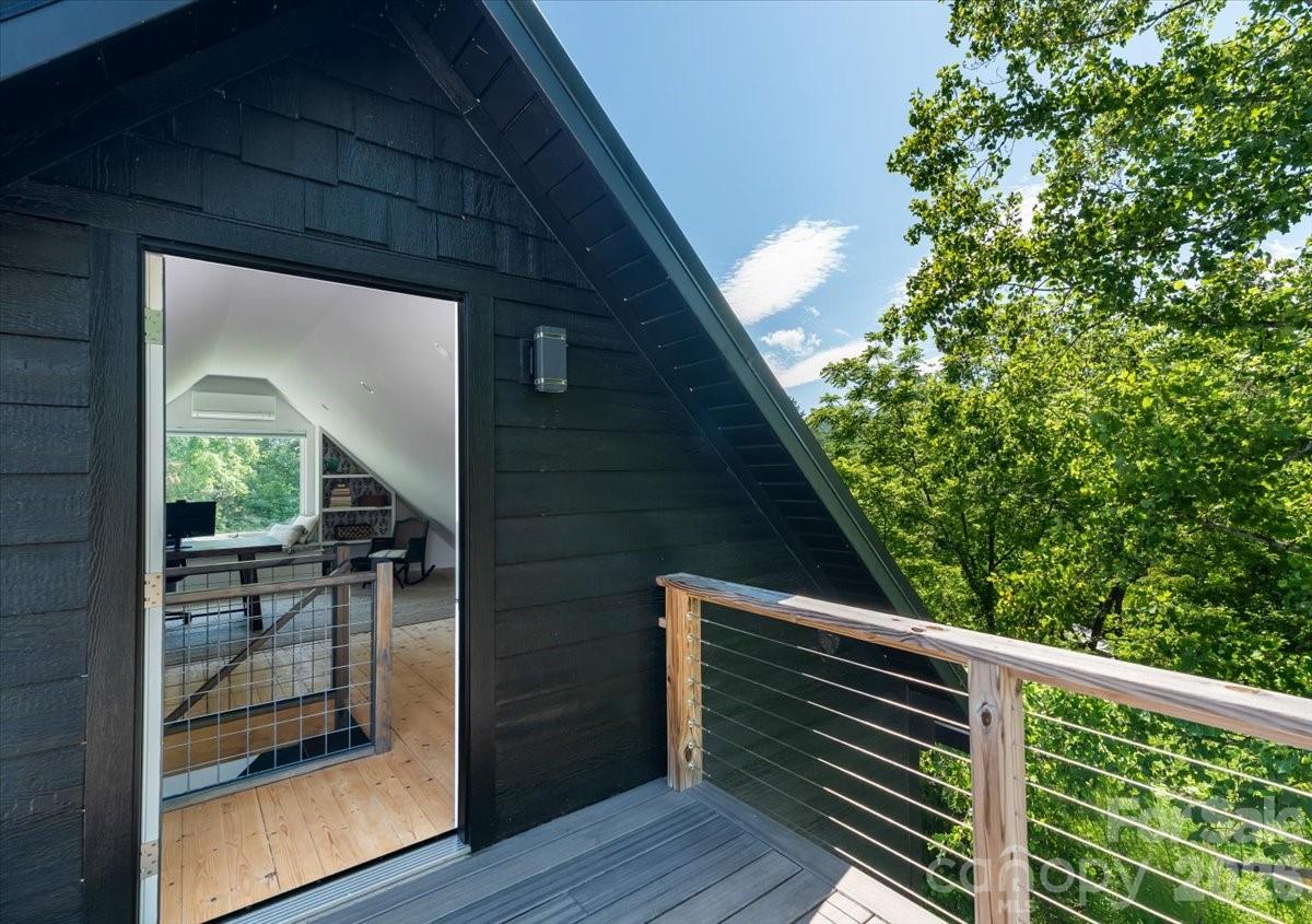224 Rosenwald Lane — Brevard