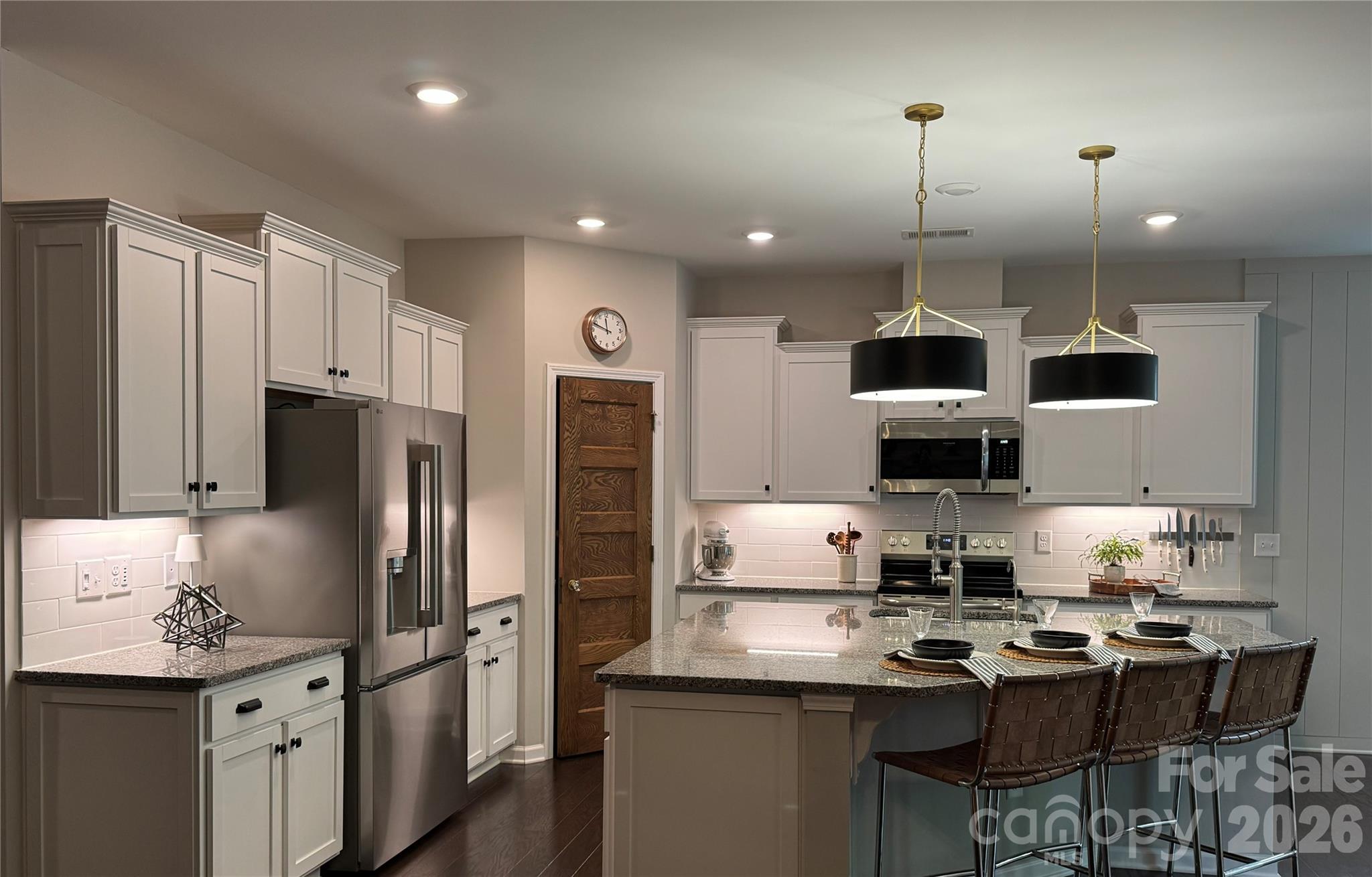 1733 Tranquility Boulevard — Lancaster